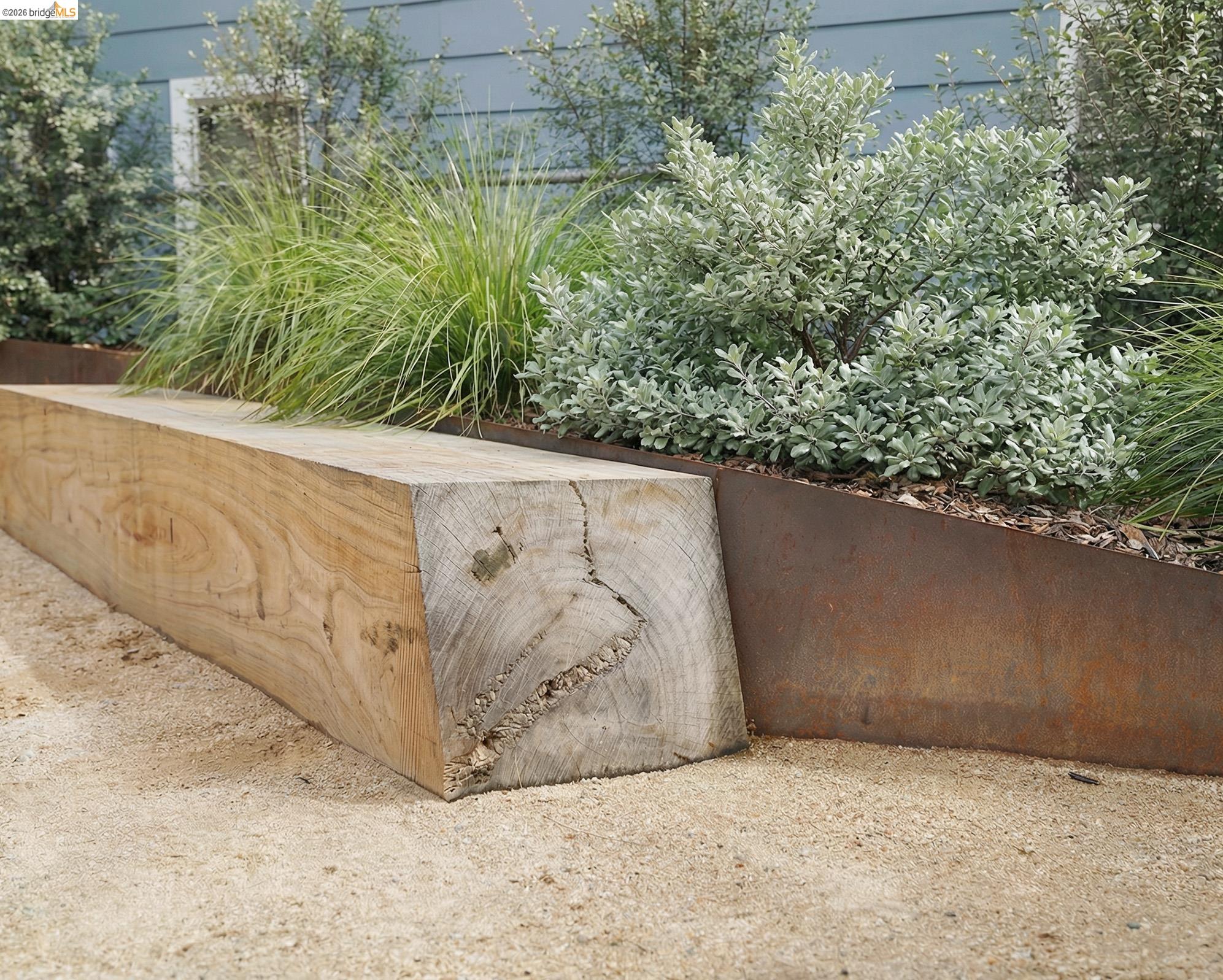 Detail Gallery Image 26 of 29 For 3954 Magee Ave, Oakland,  CA 94619 - 2 Beds | 1 Baths