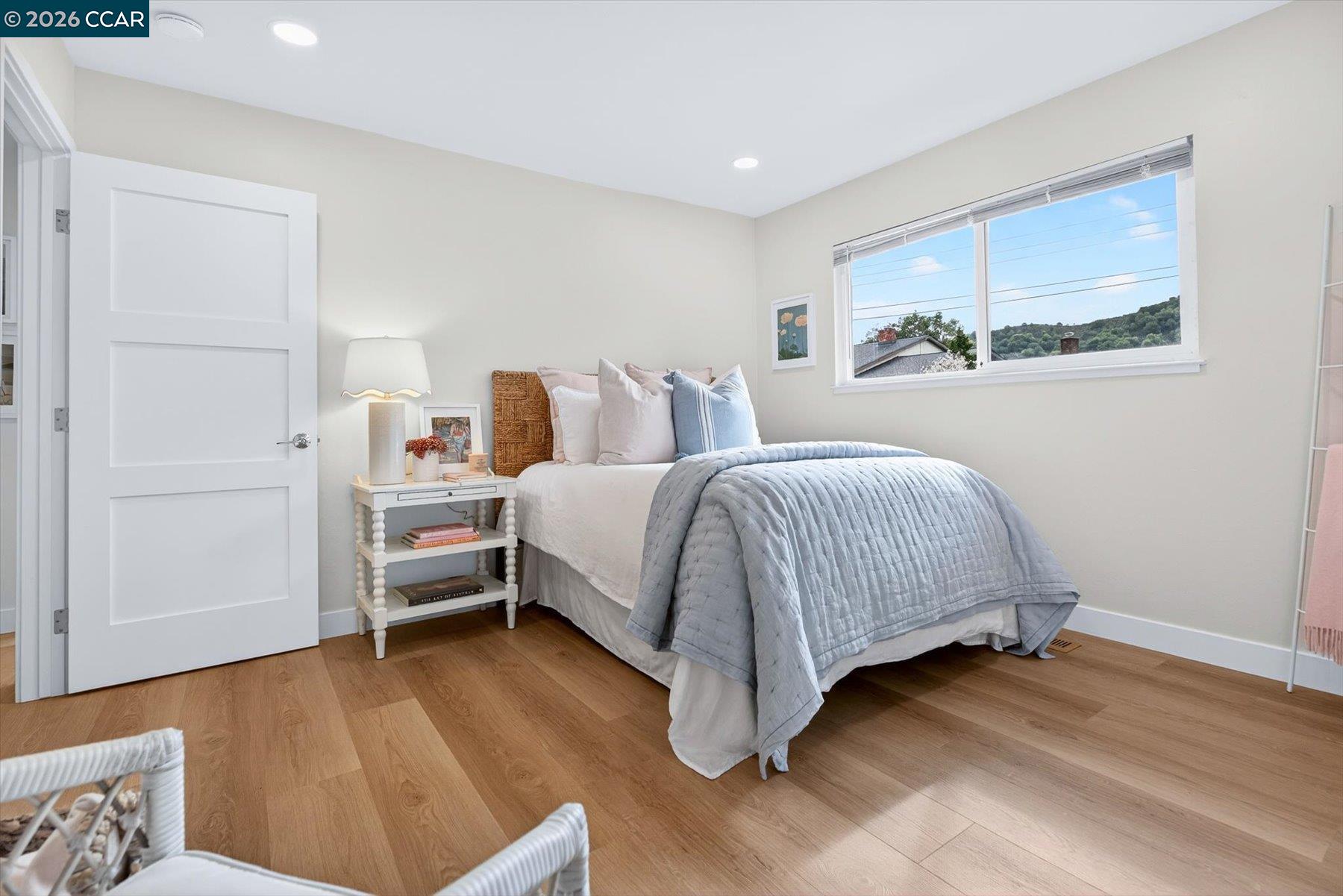 Detail Gallery Image 16 of 22 For 29 Whitehall Drive, Orinda,  CA 94563 - 3 Beds | 2 Baths