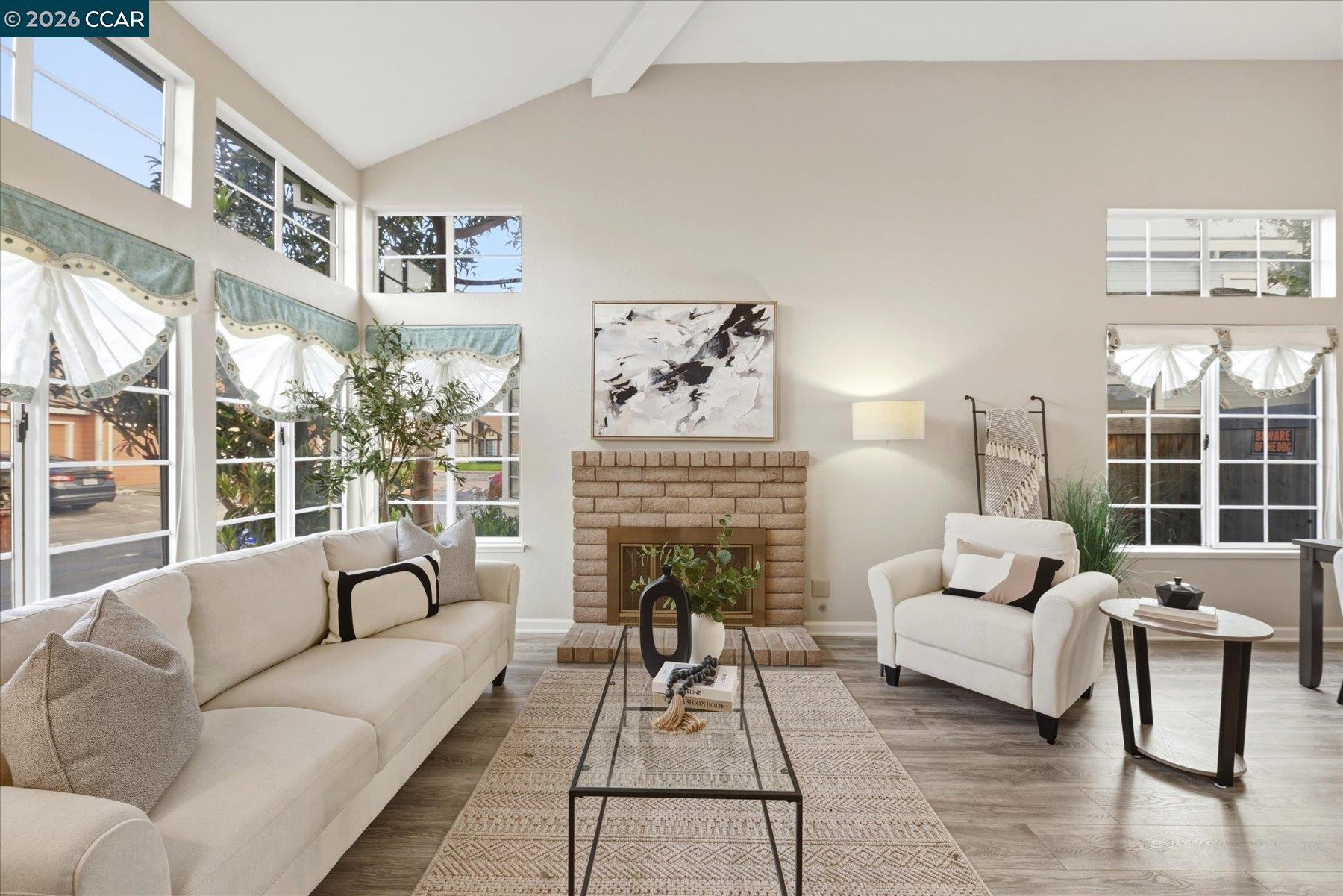 Photo #5: 41124515 Listing: Photo #5