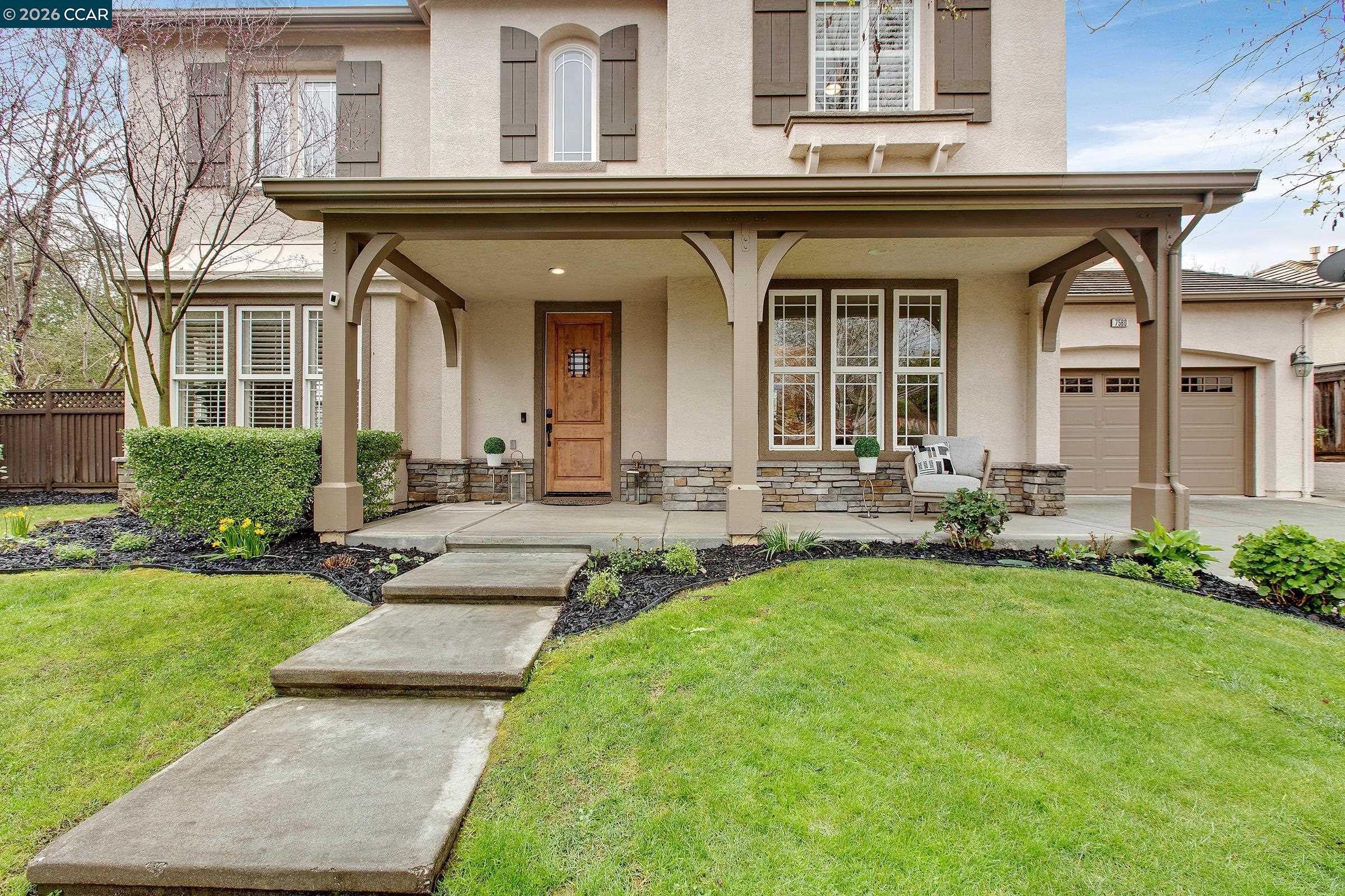 Detail Gallery Image 5 of 48 For 7560 Prestwick Ct, Gilroy,  CA 95020 - 6 Beds | 4/1 Baths