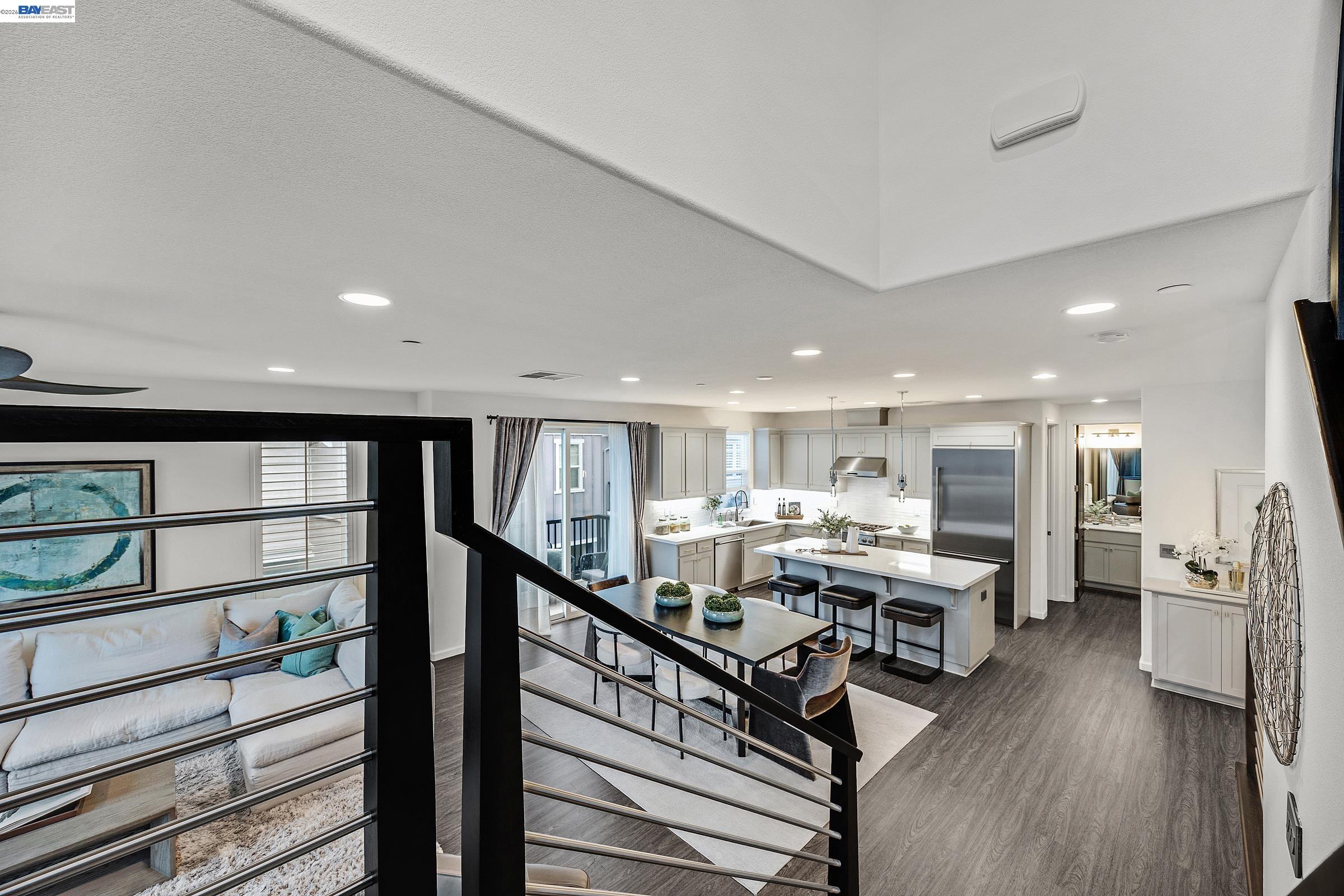 Detail Gallery Image 16 of 57 For 2239 Central Pkwy, Dublin,  CA 94568 - 4 Beds | 4 Baths