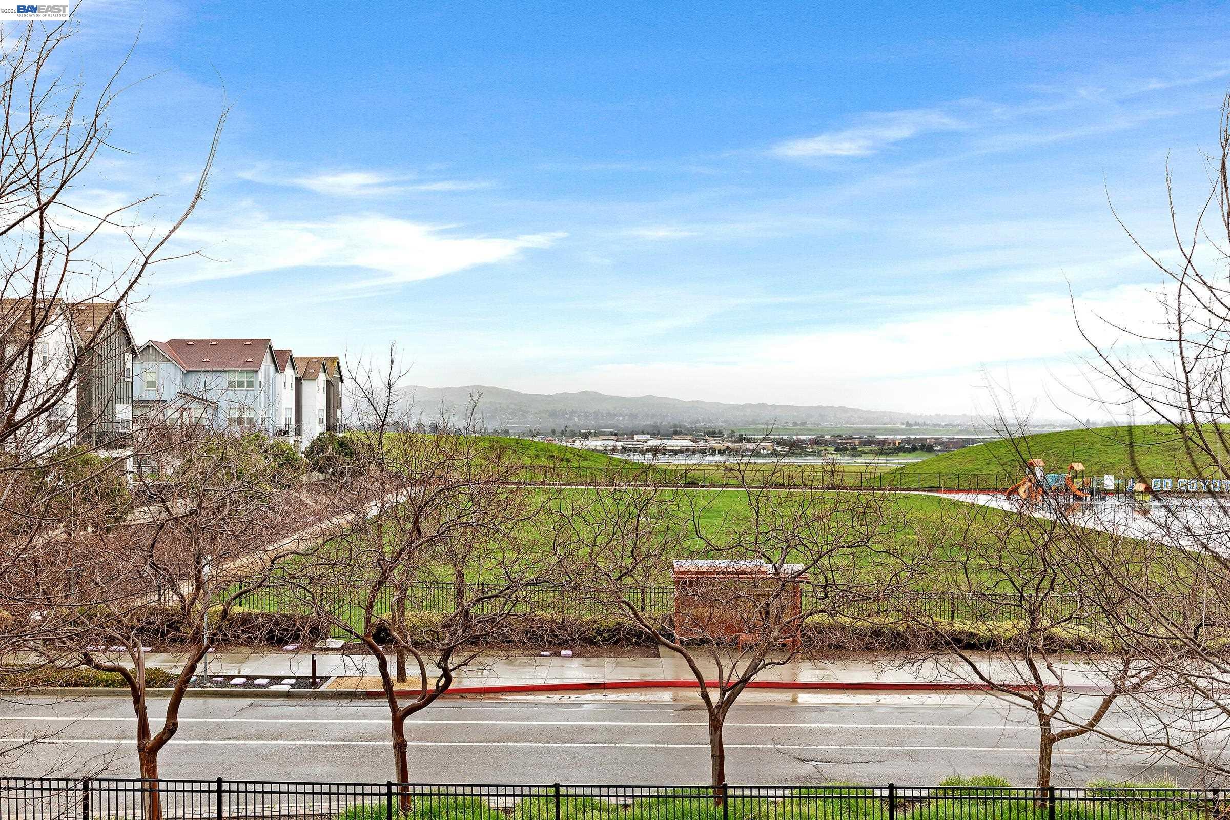 Photo #3: 41124520 Listing: Photo #3