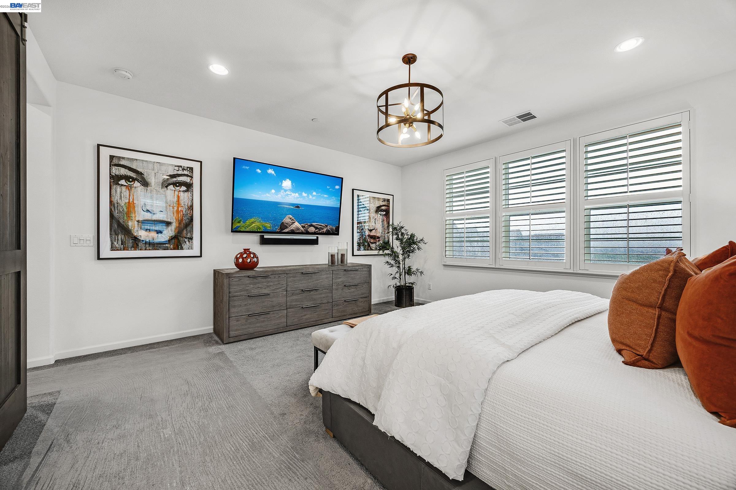 Detail Gallery Image 28 of 57 For 2239 Central Pkwy, Dublin,  CA 94568 - 4 Beds | 4 Baths