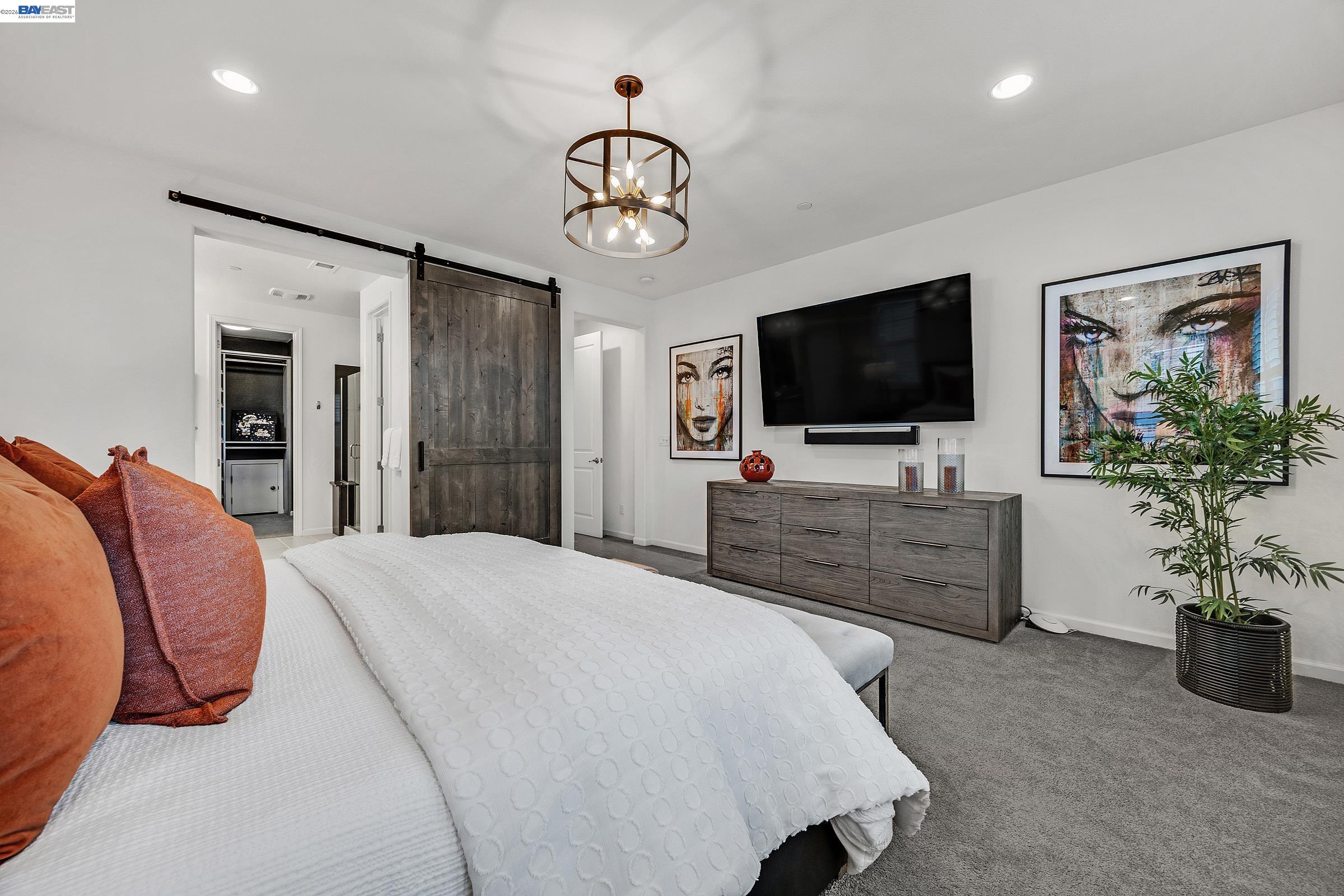 Detail Gallery Image 29 of 57 For 2239 Central Pkwy, Dublin,  CA 94568 - 4 Beds | 4 Baths