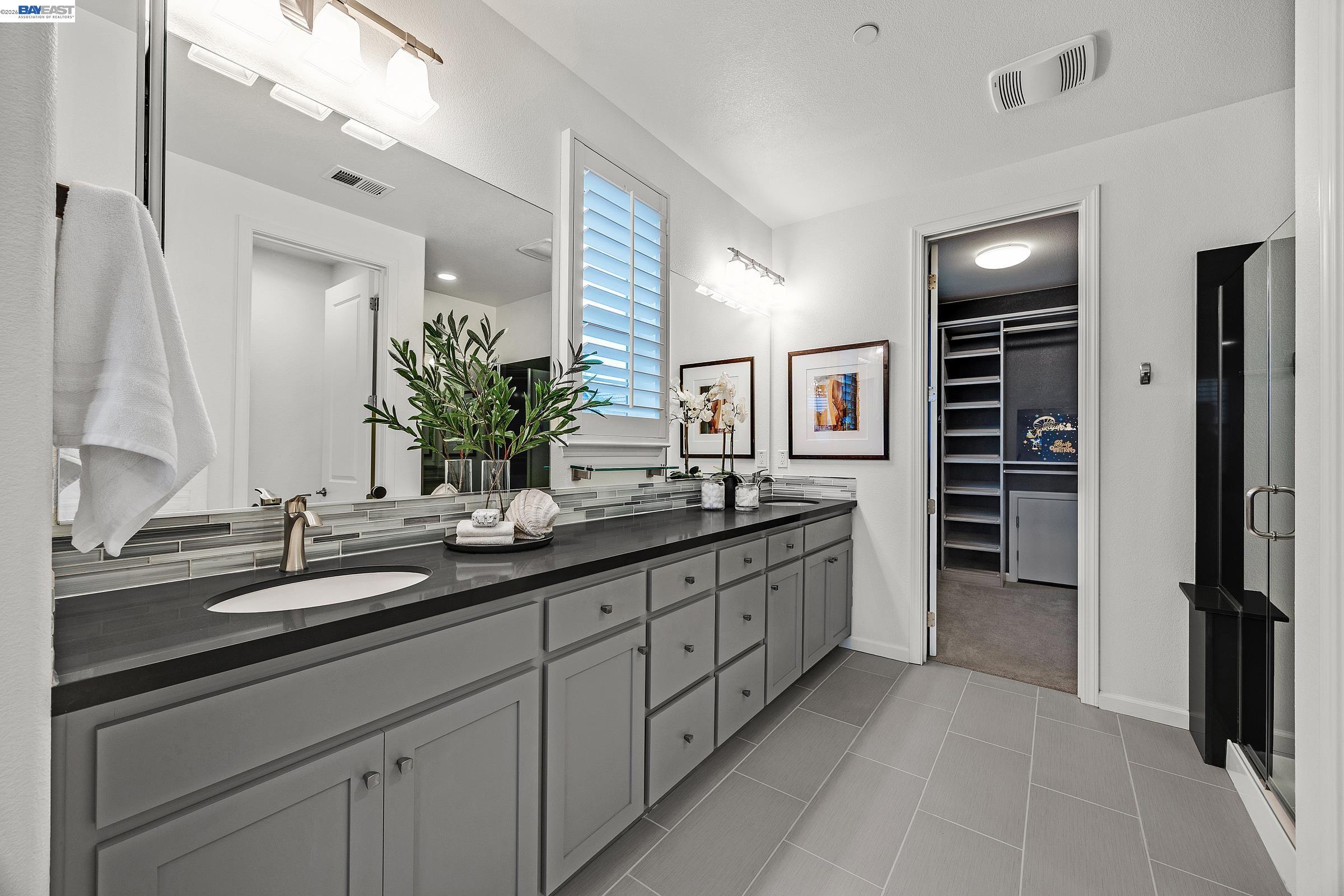 Detail Gallery Image 30 of 57 For 2239 Central Pkwy, Dublin,  CA 94568 - 4 Beds | 4 Baths