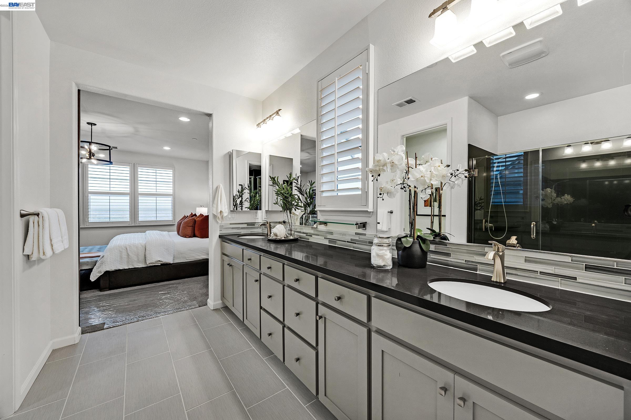 Detail Gallery Image 32 of 57 For 2239 Central Pkwy, Dublin,  CA 94568 - 4 Beds | 4 Baths