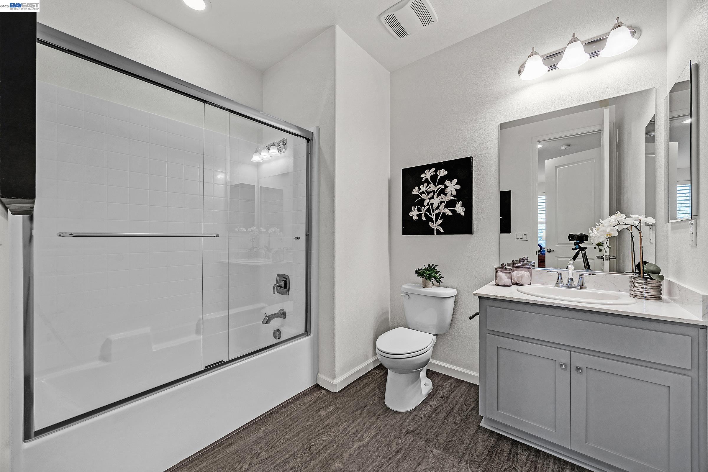 Detail Gallery Image 40 of 57 For 2239 Central Pkwy, Dublin,  CA 94568 - 4 Beds | 4 Baths