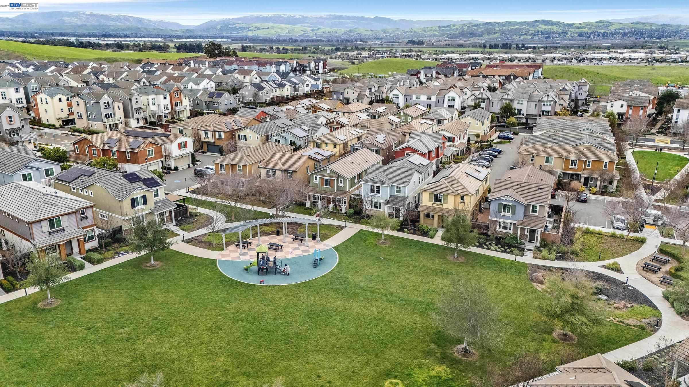 Detail Gallery Image 46 of 57 For 2239 Central Pkwy, Dublin,  CA 94568 - 4 Beds | 4 Baths