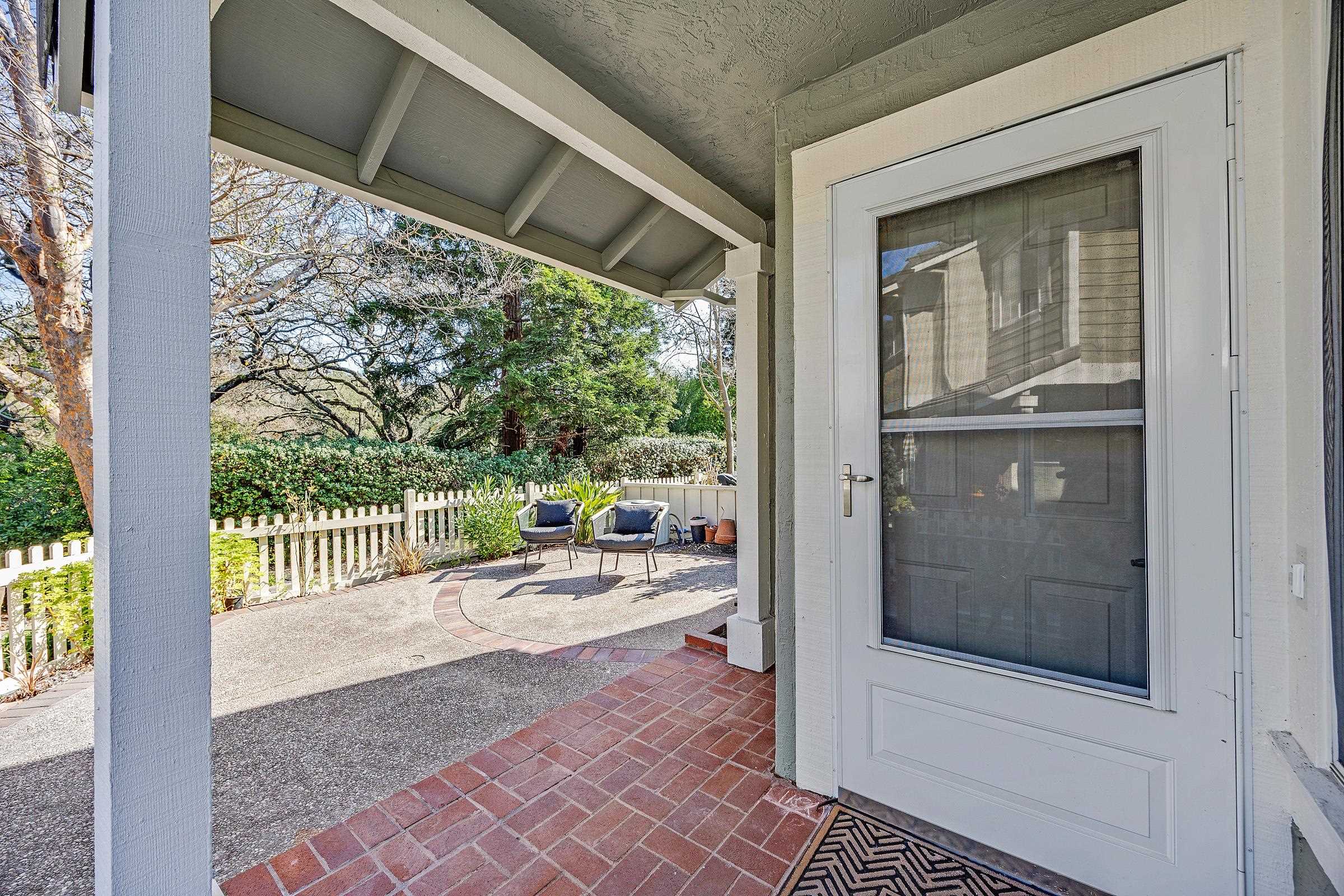 Photo #3: 41124521 Listing: Photo #3