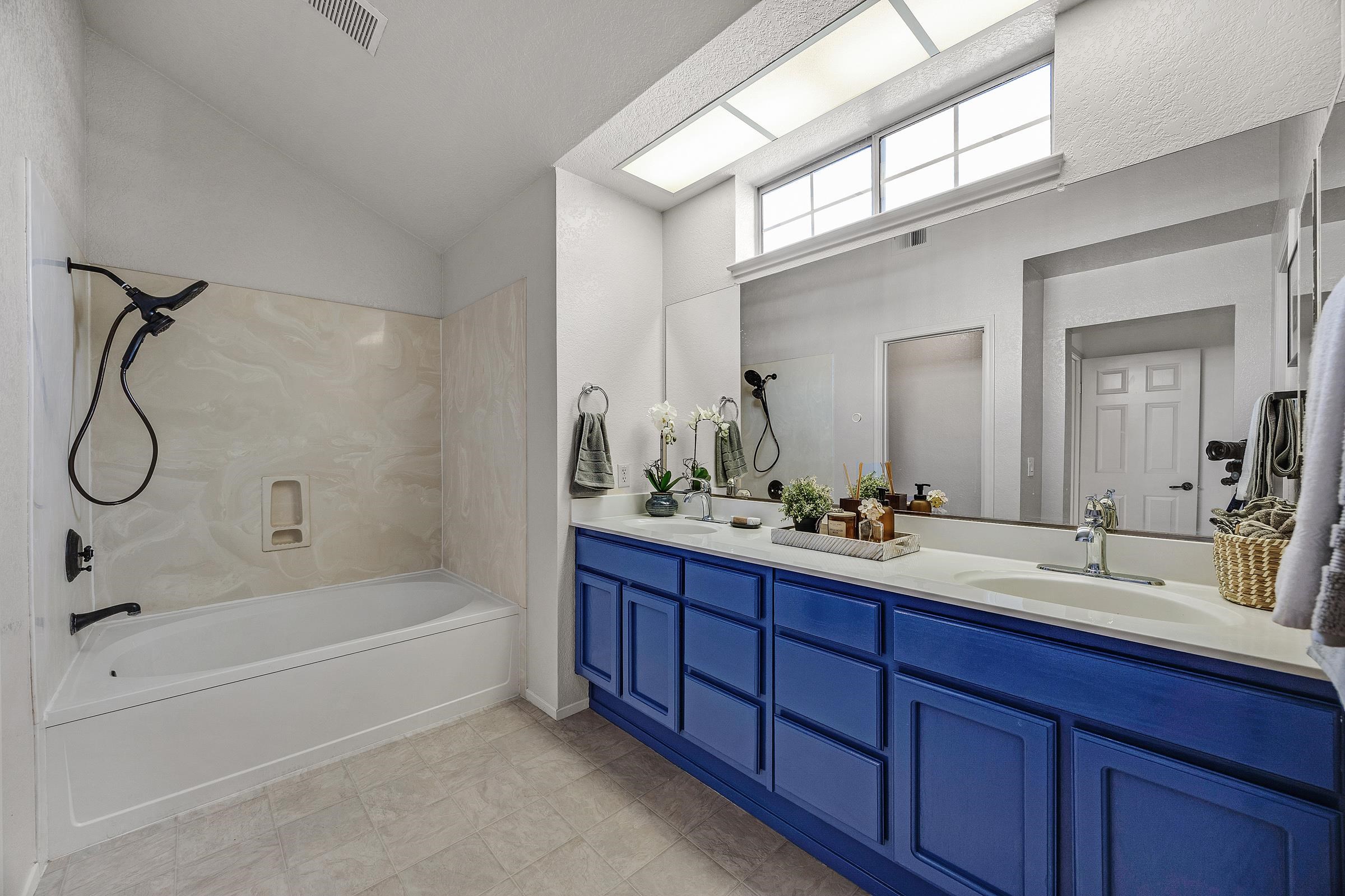 Photo #23: 41124521 Listing: Photo #23