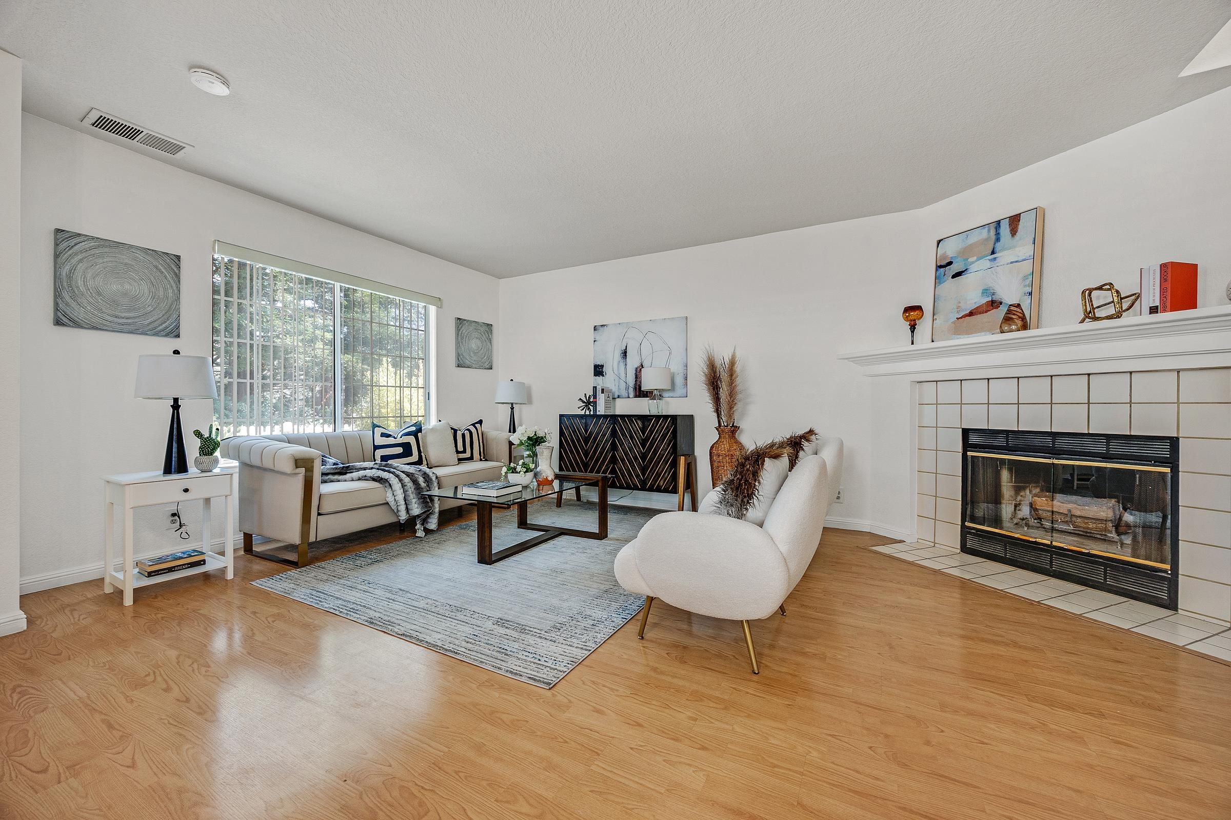 Photo #7: 41124521 Listing: Photo #7