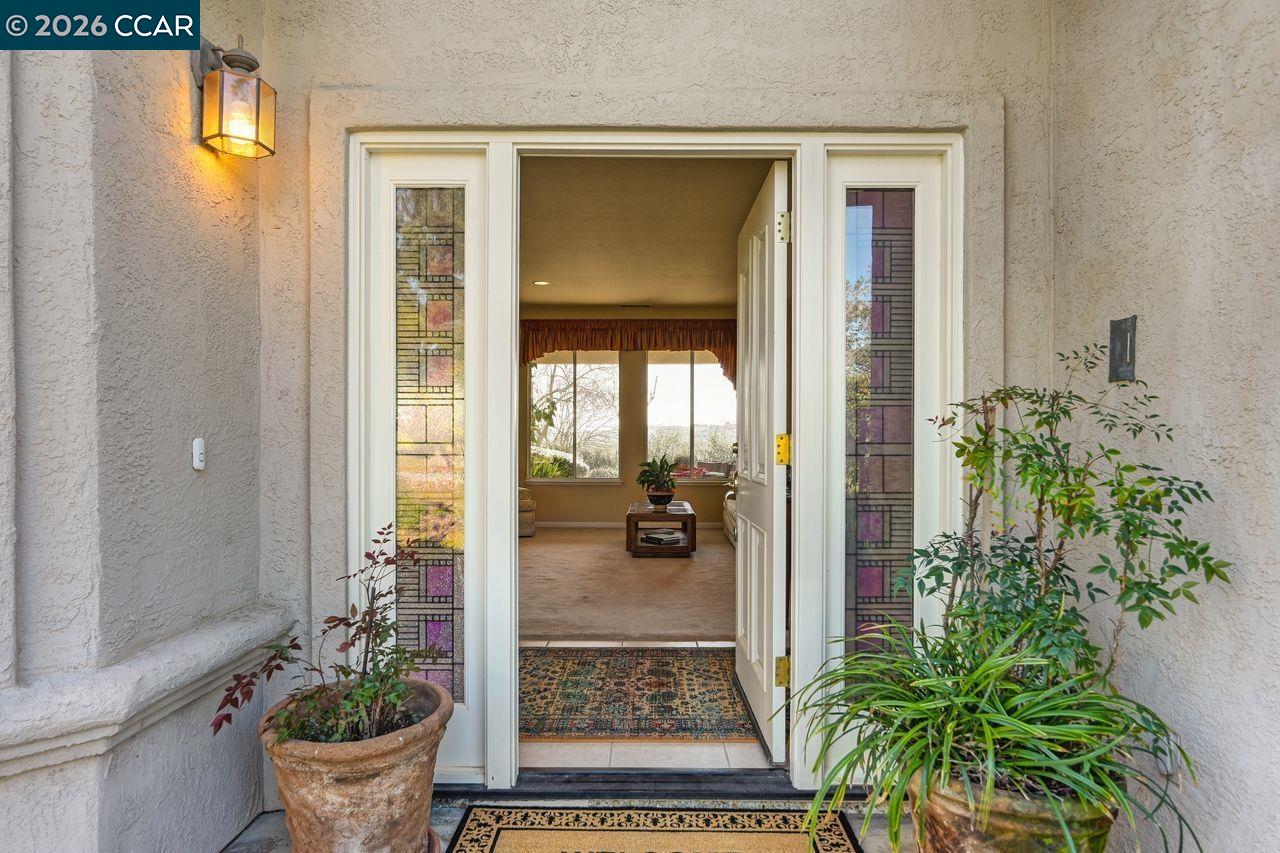 Detail Gallery Image 14 of 60 For 5475 Ferseyna Way, Valley Springs,  CA 95252 - 3 Beds | 2 Baths