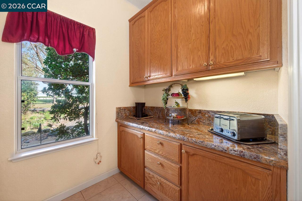 Detail Gallery Image 22 of 60 For 5475 Ferseyna Way, Valley Springs,  CA 95252 - 3 Beds | 2 Baths