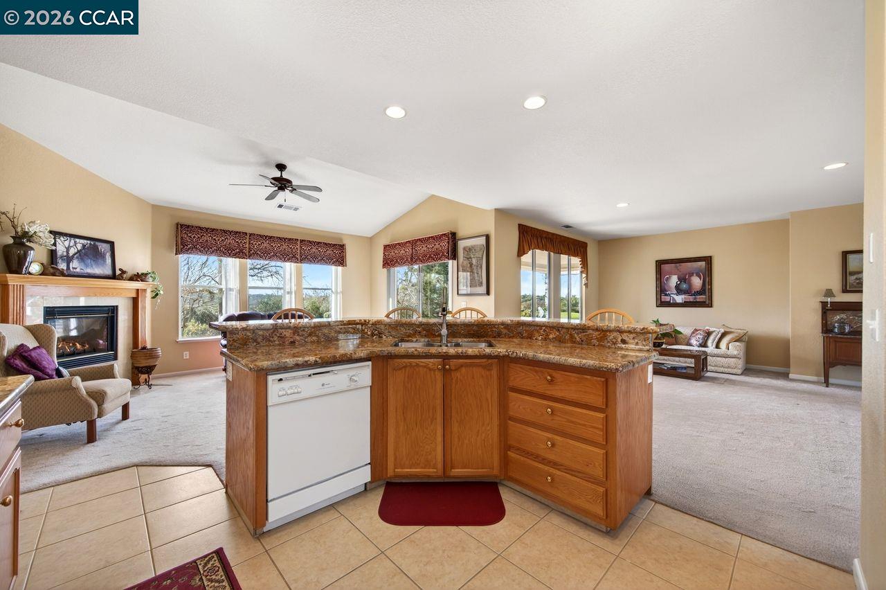 Detail Gallery Image 23 of 60 For 5475 Ferseyna Way, Valley Springs,  CA 95252 - 3 Beds | 2 Baths