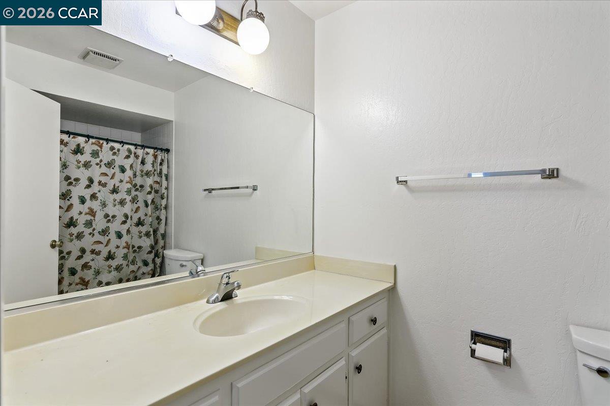 Detail Gallery Image 22 of 26 For 1705 Bermuda Way, Antioch,  CA 94509 - 4 Beds | 2 Baths