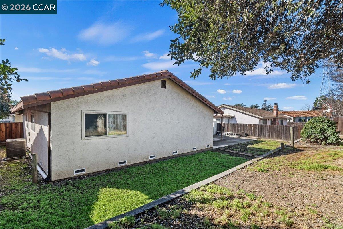 Detail Gallery Image 26 of 26 For 1705 Bermuda Way, Antioch,  CA 94509 - 4 Beds | 2 Baths