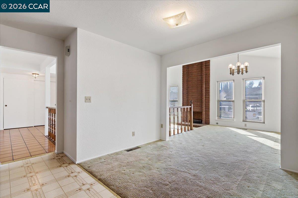 Detail Gallery Image 3 of 26 For 1705 Bermuda Way, Antioch,  CA 94509 - 4 Beds | 2 Baths