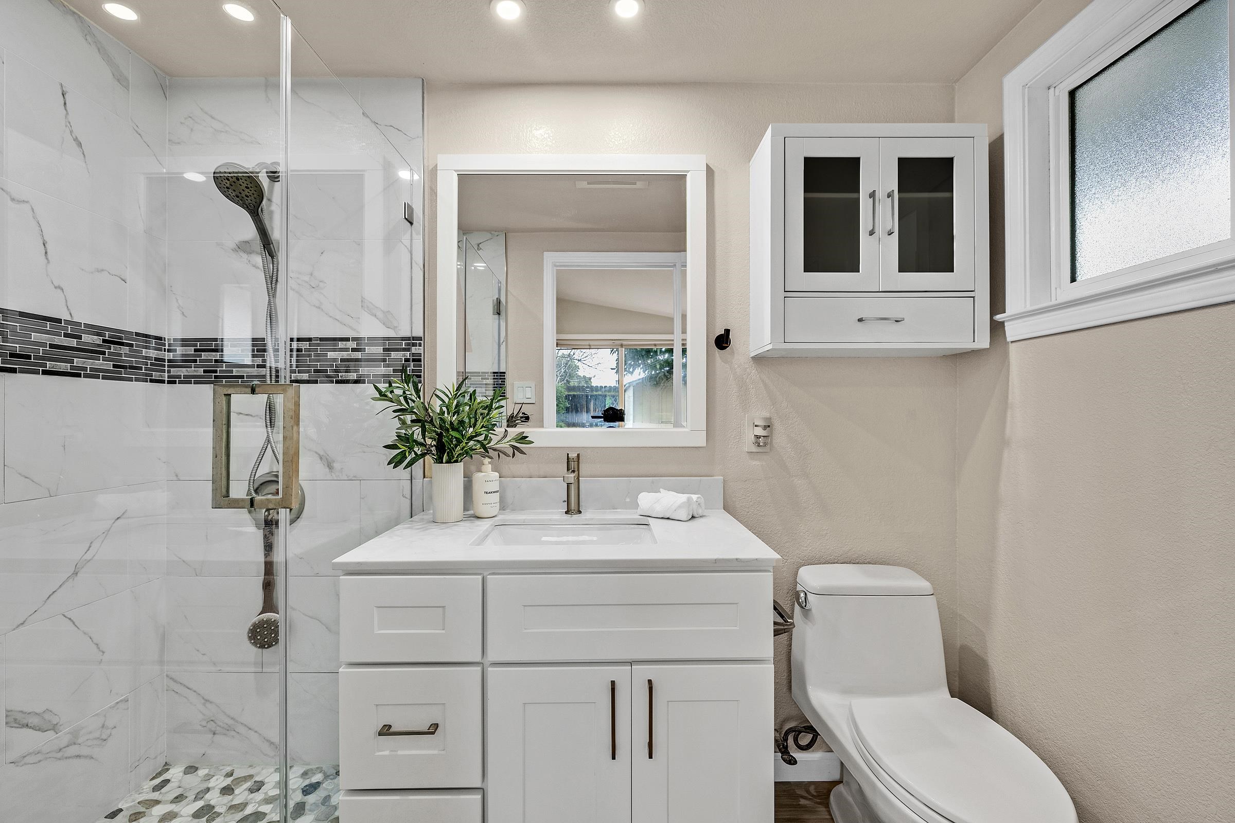 Detail Gallery Image 16 of 27 For 27831 Miami Ave, Hayward,  CA 94545 - 3 Beds | 2 Baths