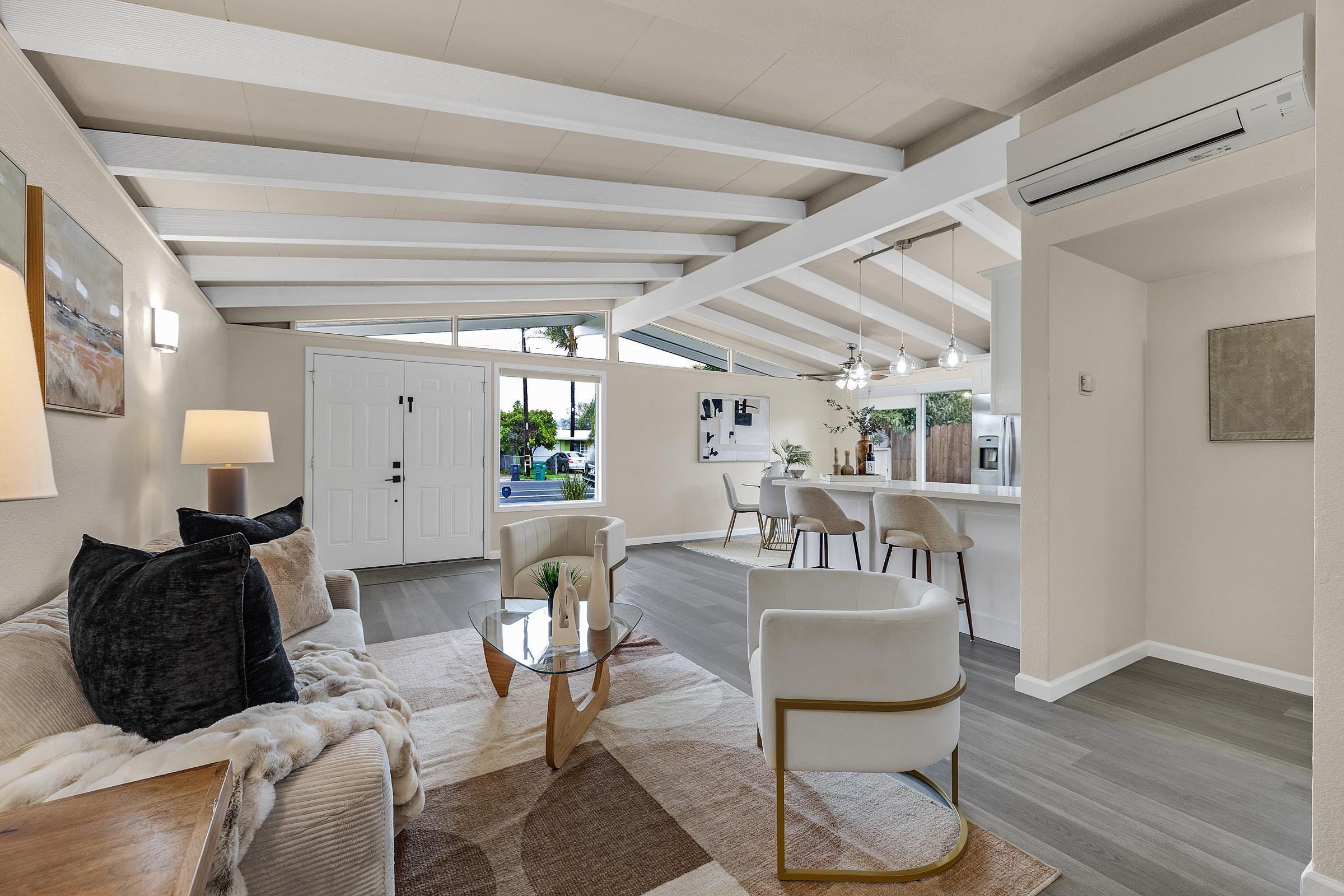 Detail Gallery Image 4 of 27 For 27831 Miami Ave, Hayward,  CA 94545 - 3 Beds | 2 Baths