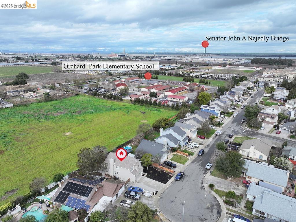 Detail Gallery Image 4 of 39 For 5041 Claremont Ct, Oakley,  CA 94561 - 4 Beds | 2/1 Baths