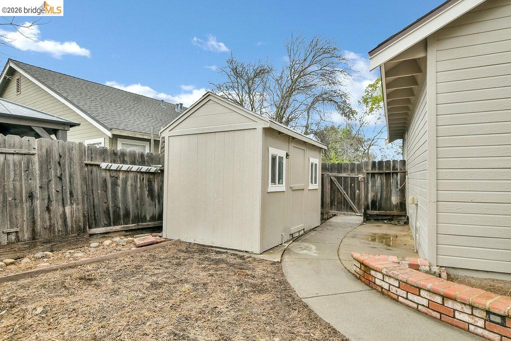 Detail Gallery Image 36 of 39 For 5041 Claremont Ct, Oakley,  CA 94561 - 4 Beds | 2/1 Baths