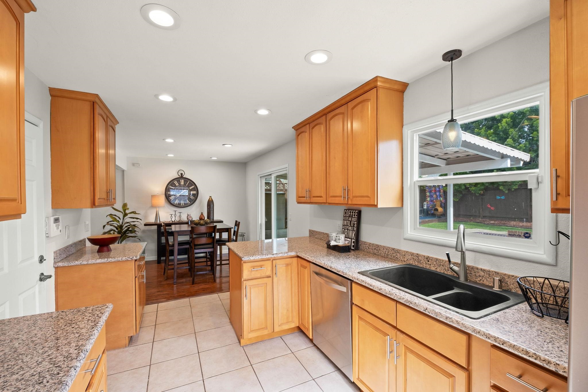 Detail Gallery Image 11 of 31 For 1234 N P St, Livermore,  CA 94551 - 3 Beds | 2 Baths