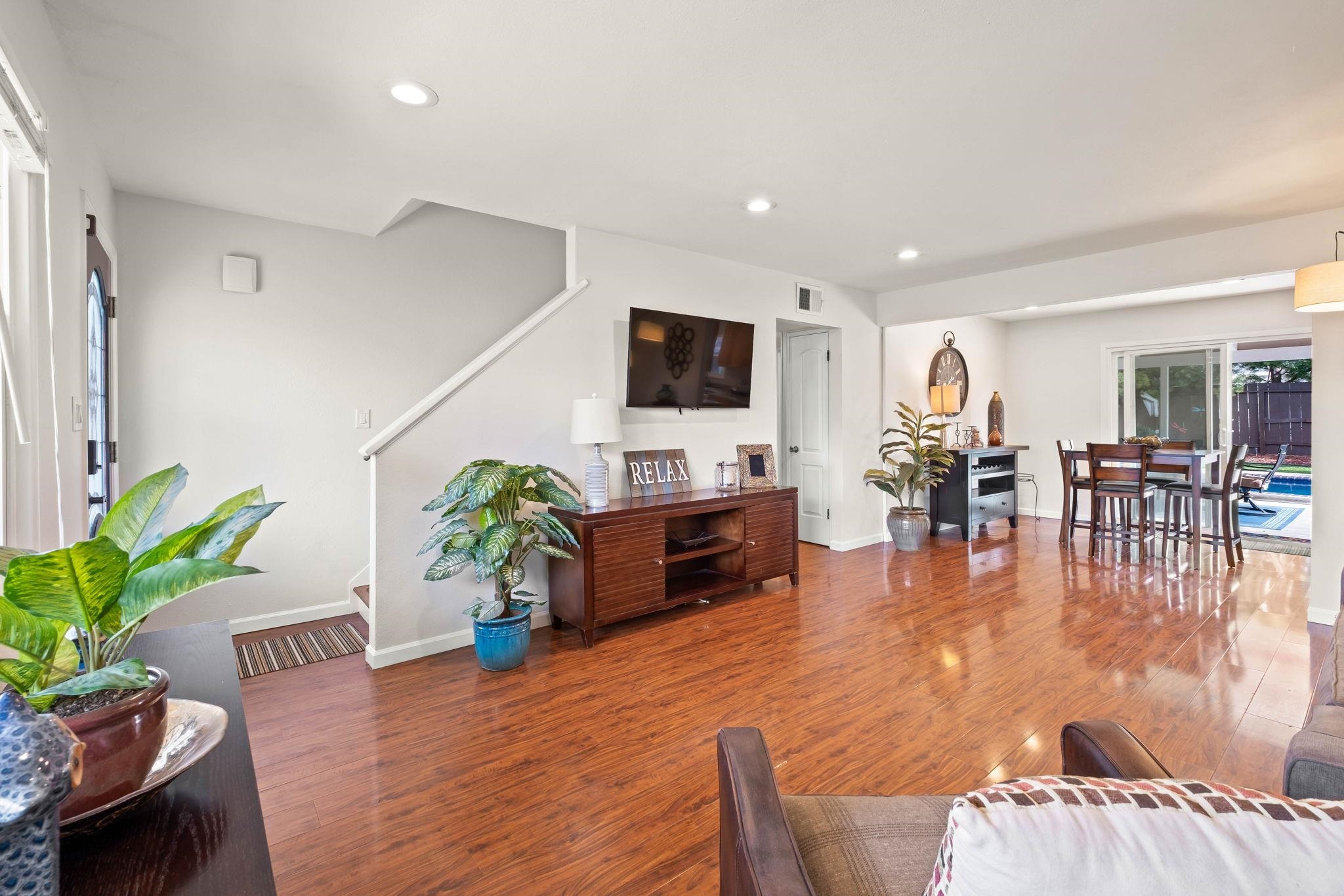 Detail Gallery Image 4 of 31 For 1234 N P St, Livermore,  CA 94551 - 3 Beds | 2 Baths