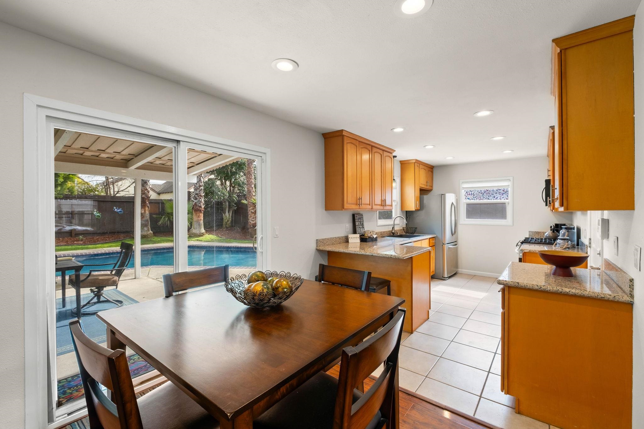 Detail Gallery Image 6 of 31 For 1234 N P St, Livermore,  CA 94551 - 3 Beds | 2 Baths