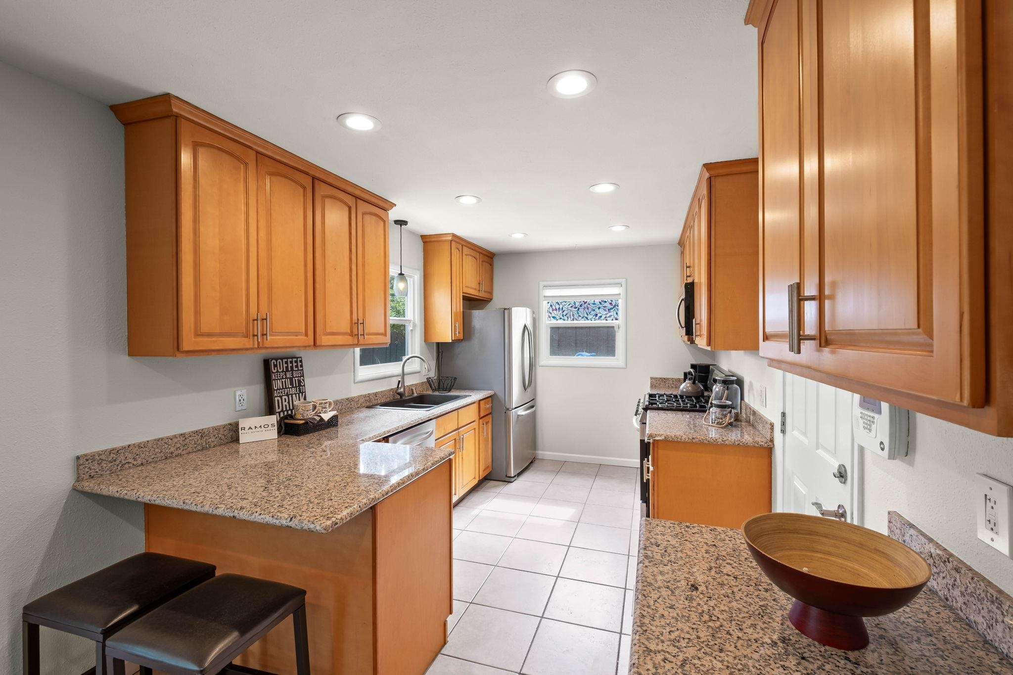 Detail Gallery Image 8 of 31 For 1234 N P St, Livermore,  CA 94551 - 3 Beds | 2 Baths