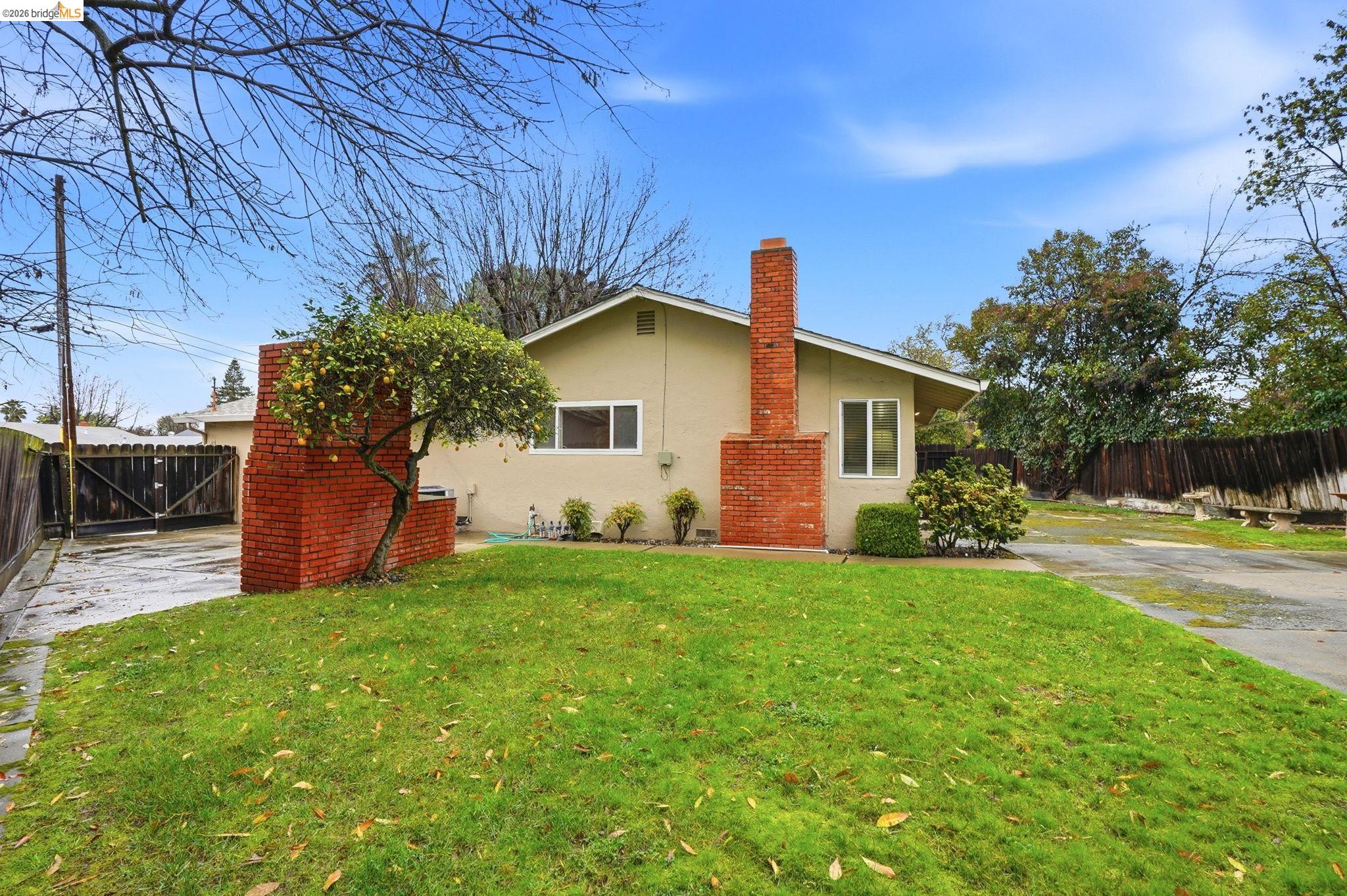 Detail Gallery Image 35 of 35 For 2758 Wexford Dr, Concord,  CA 94519 - 4 Beds | 2 Baths