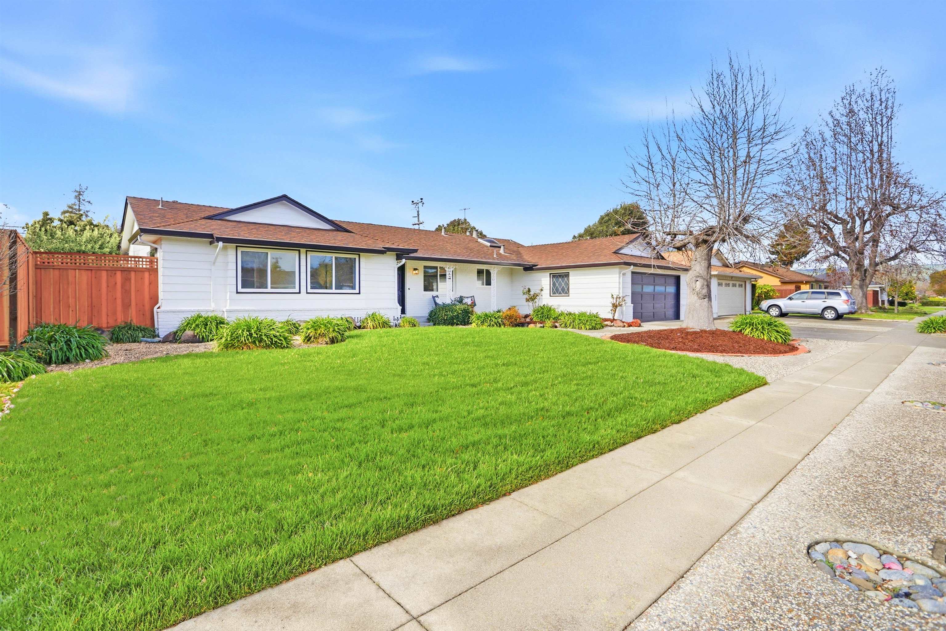 Detail Gallery Image 2 of 37 For 4537 Norris Rd, Fremont,  CA 94536 - 4 Beds | 3/1 Baths