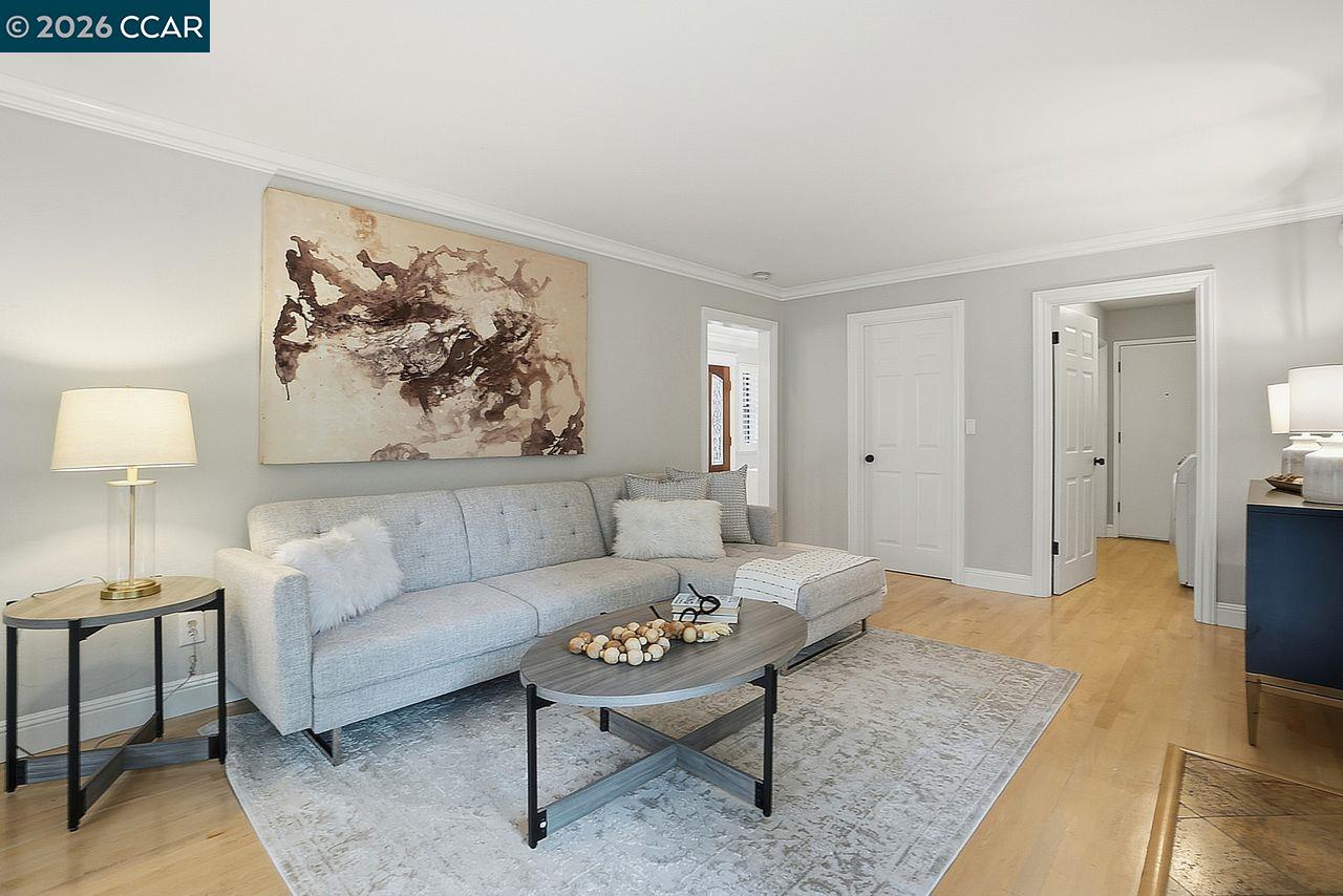 Detail Gallery Image 12 of 60 For 1903 via Ferrari, Lafayette,  CA 94549 - 4 Beds | 2/1 Baths