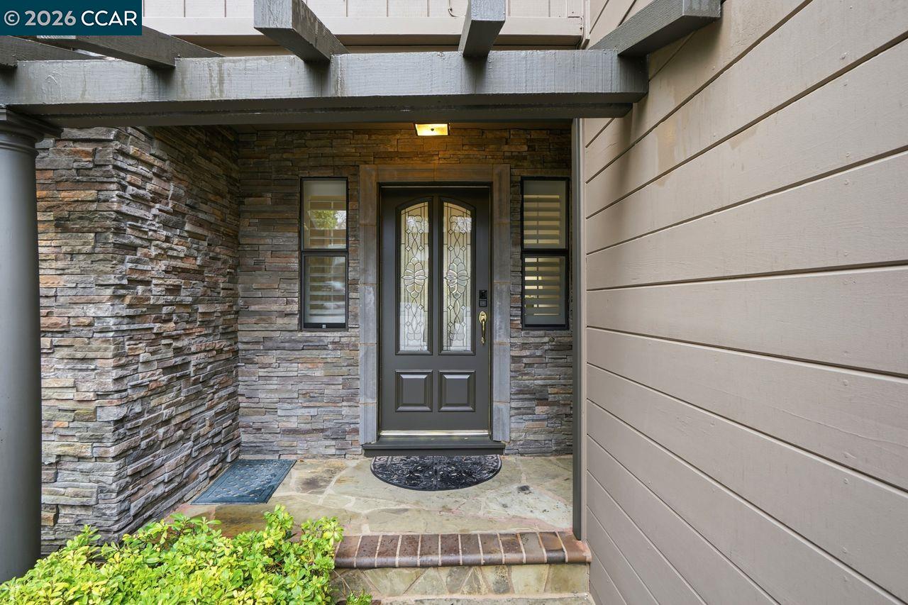 Detail Gallery Image 4 of 60 For 1903 via Ferrari, Lafayette,  CA 94549 - 4 Beds | 2/1 Baths