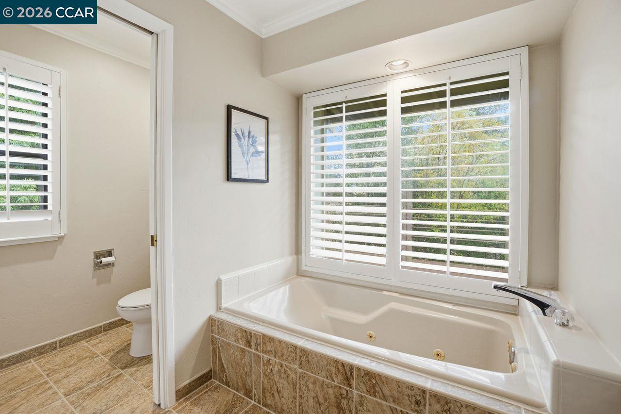 Detail Gallery Image 35 of 60 For 1903 via Ferrari, Lafayette,  CA 94549 - 4 Beds | 2/1 Baths