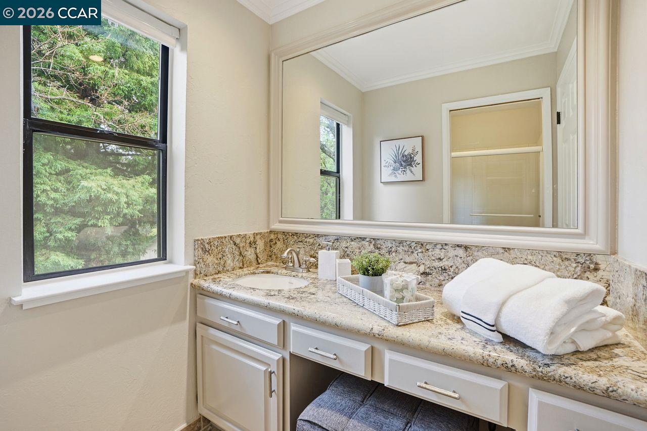 Detail Gallery Image 46 of 60 For 1903 via Ferrari, Lafayette,  CA 94549 - 4 Beds | 2/1 Baths