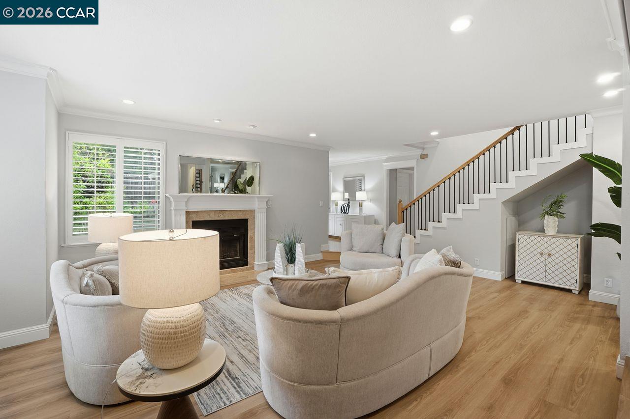 Detail Gallery Image 9 of 60 For 1903 via Ferrari, Lafayette,  CA 94549 - 4 Beds | 2/1 Baths