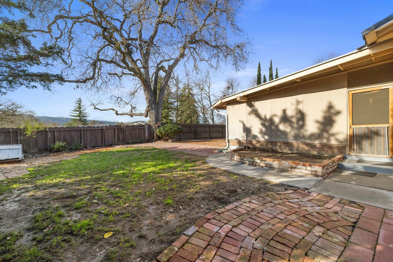 Detail Gallery Image 14 of 16 For 351 Christina Ct, Pleasanton,  CA 94566 - 3 Beds | 2 Baths