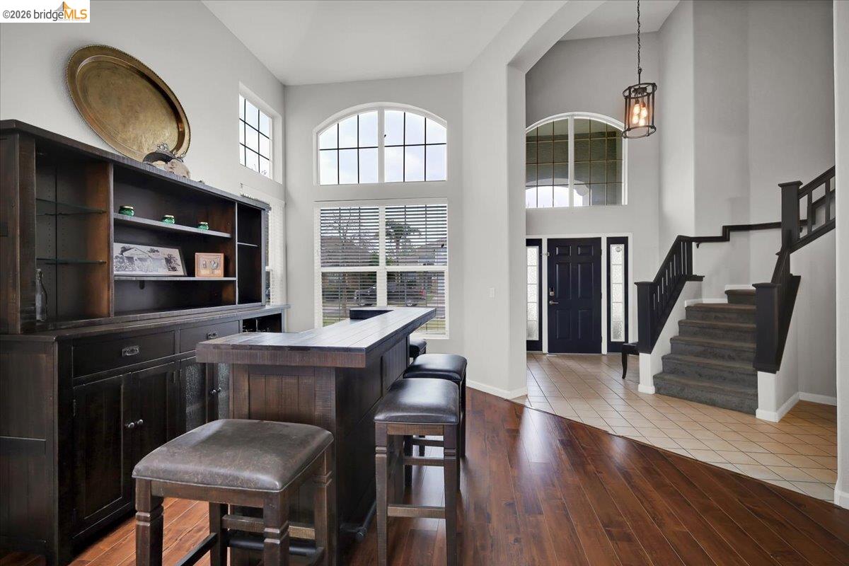 Detail Gallery Image 20 of 58 For 385 Farmington Cir, Roseville,  CA 95678 - 4 Beds | 2/1 Baths