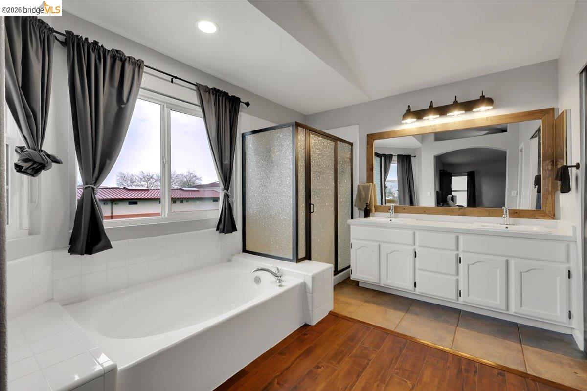 Detail Gallery Image 31 of 58 For 385 Farmington Cir, Roseville,  CA 95678 - 4 Beds | 2/1 Baths