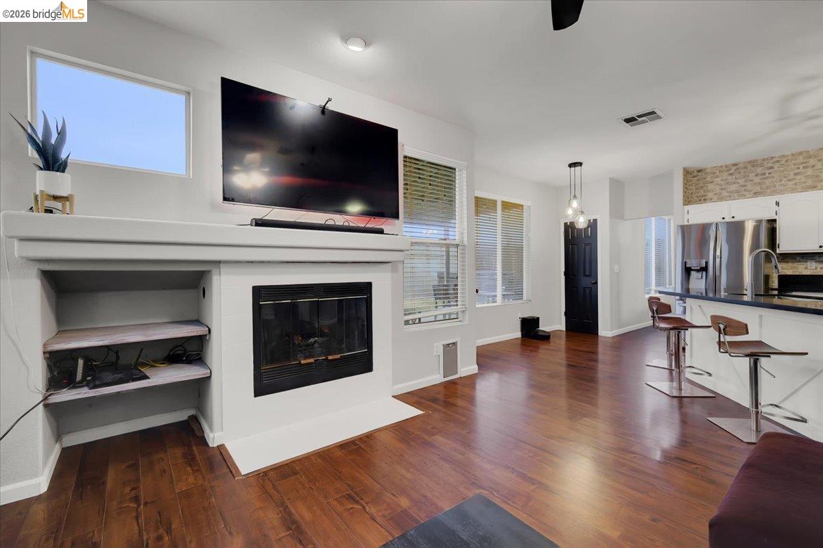 Detail Gallery Image 47 of 58 For 385 Farmington Cir, Roseville,  CA 95678 - 4 Beds | 2/1 Baths