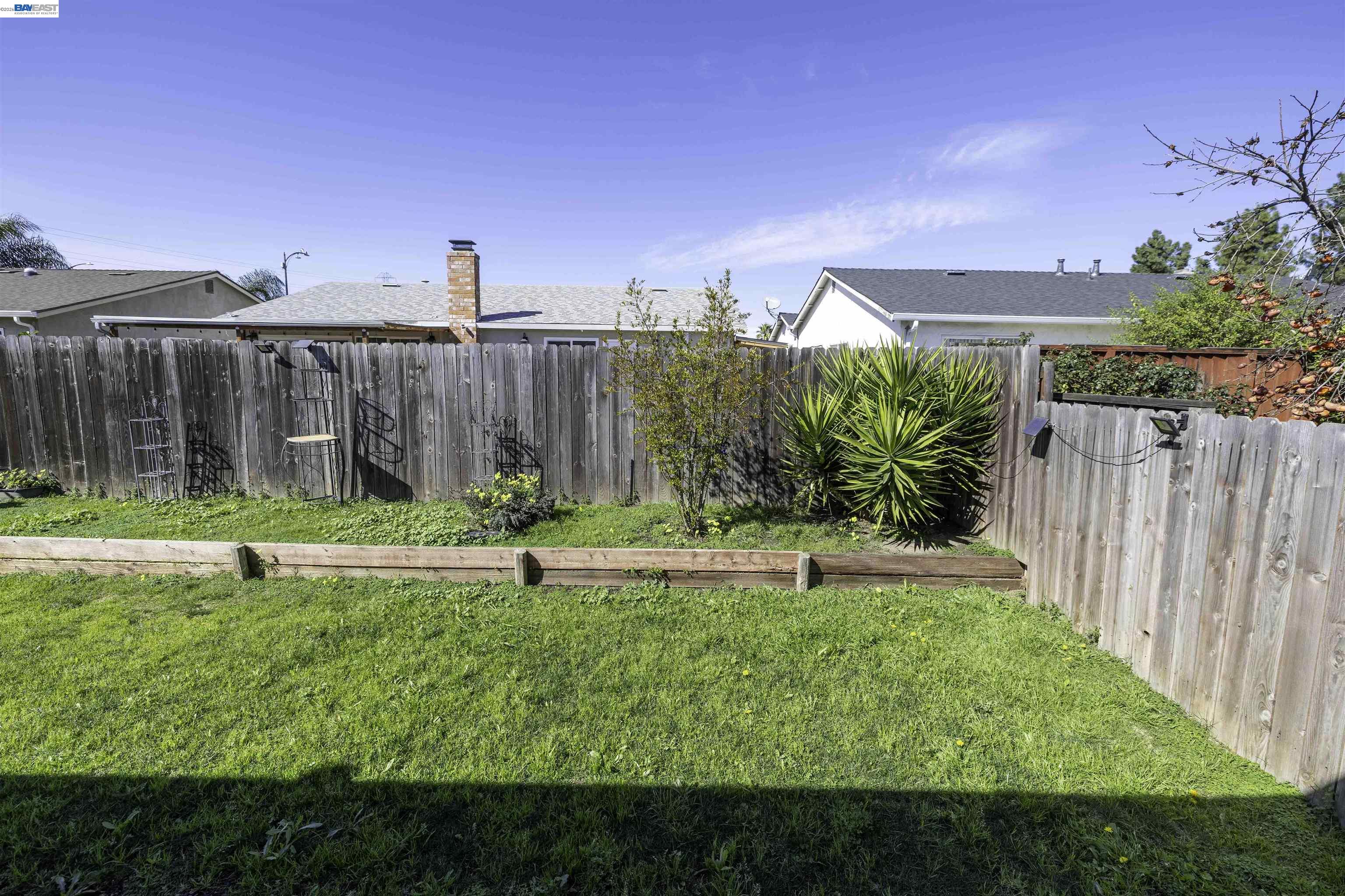 Detail Gallery Image 15 of 44 For 2513 Logsden Way, San Jose,  CA 95122 - 4 Beds | 2 Baths