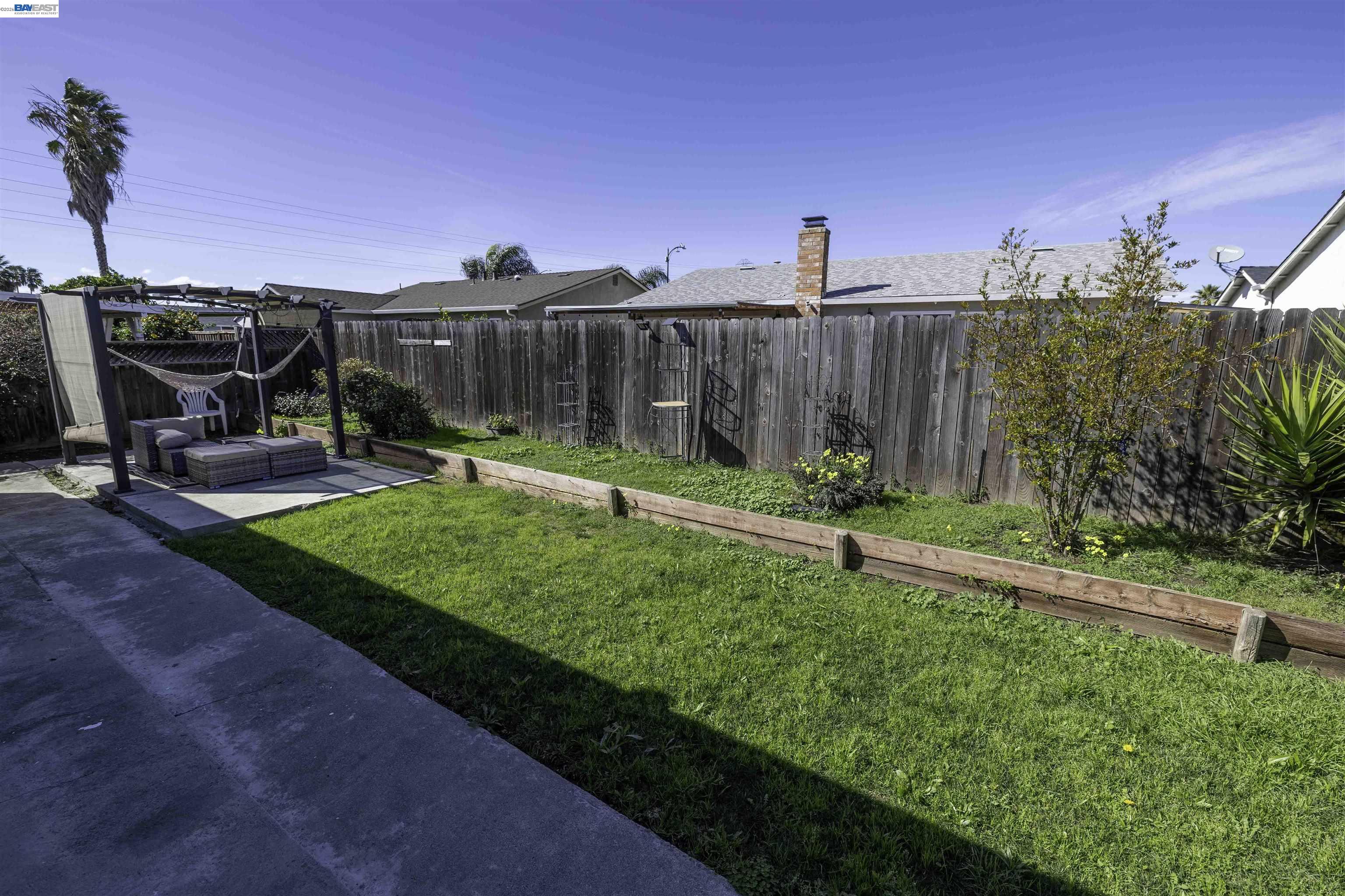 Detail Gallery Image 16 of 44 For 2513 Logsden Way, San Jose,  CA 95122 - 4 Beds | 2 Baths