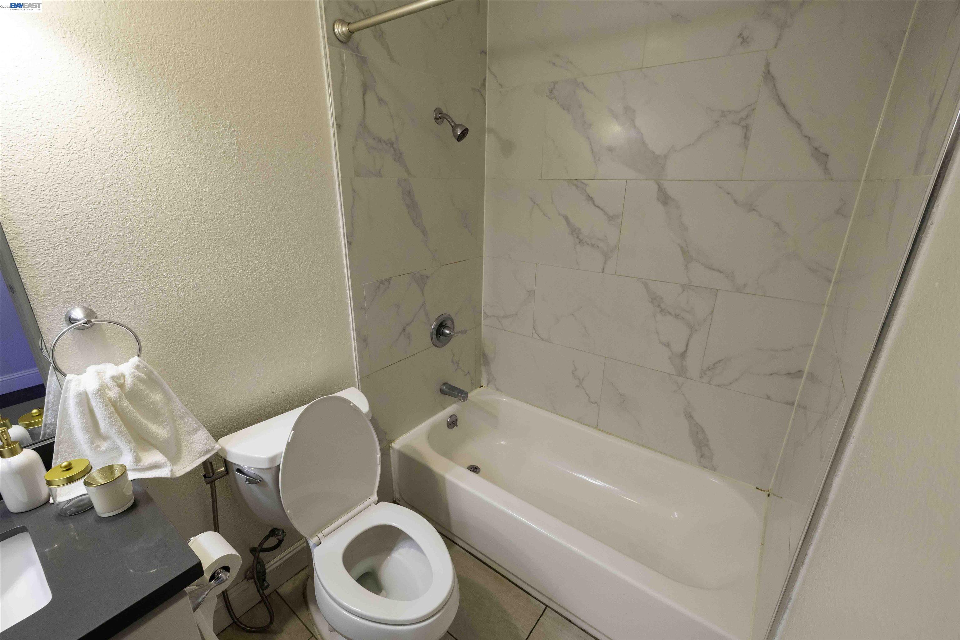 Detail Gallery Image 27 of 44 For 2513 Logsden Way, San Jose,  CA 95122 - 4 Beds | 2 Baths