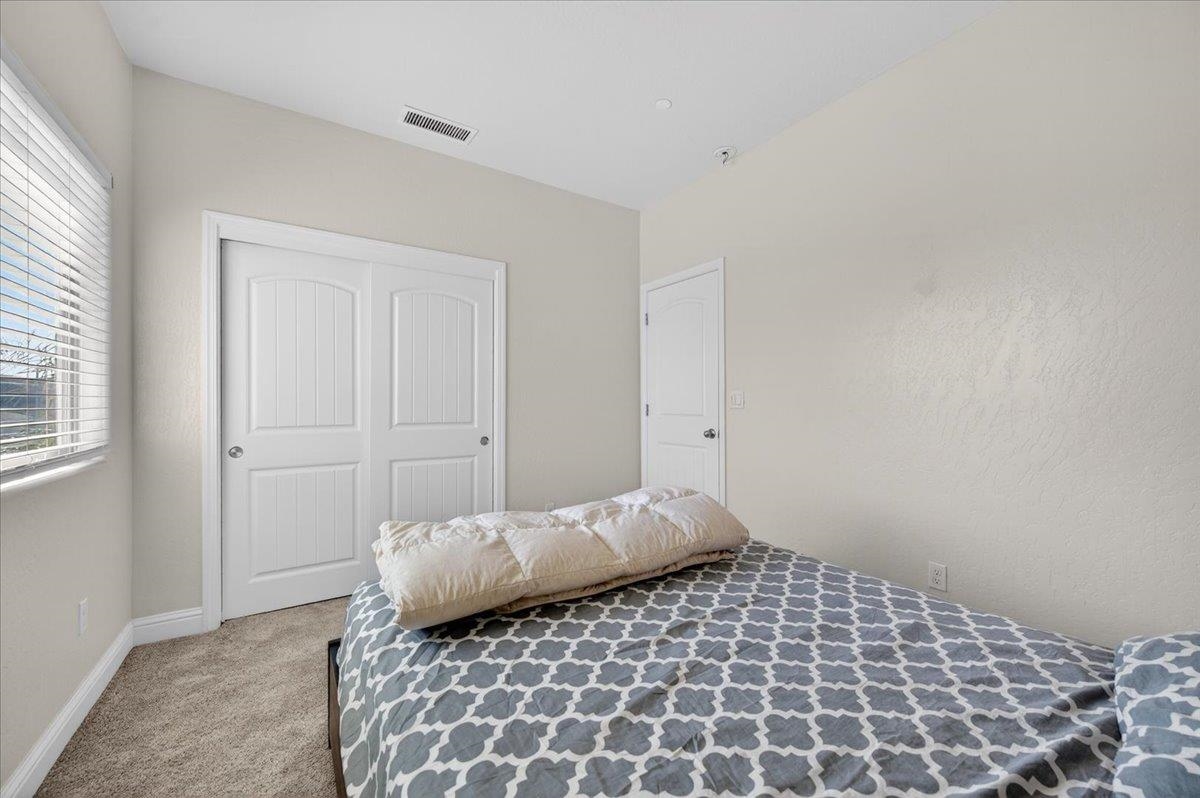 Detail Gallery Image 26 of 48 For 5986 E Pitt Ave, Fresno,  CA 93727 - 4 Beds | 3/1 Baths