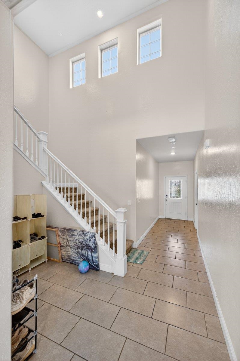 Detail Gallery Image 8 of 48 For 5986 E Pitt Ave, Fresno,  CA 93727 - 4 Beds | 3/1 Baths