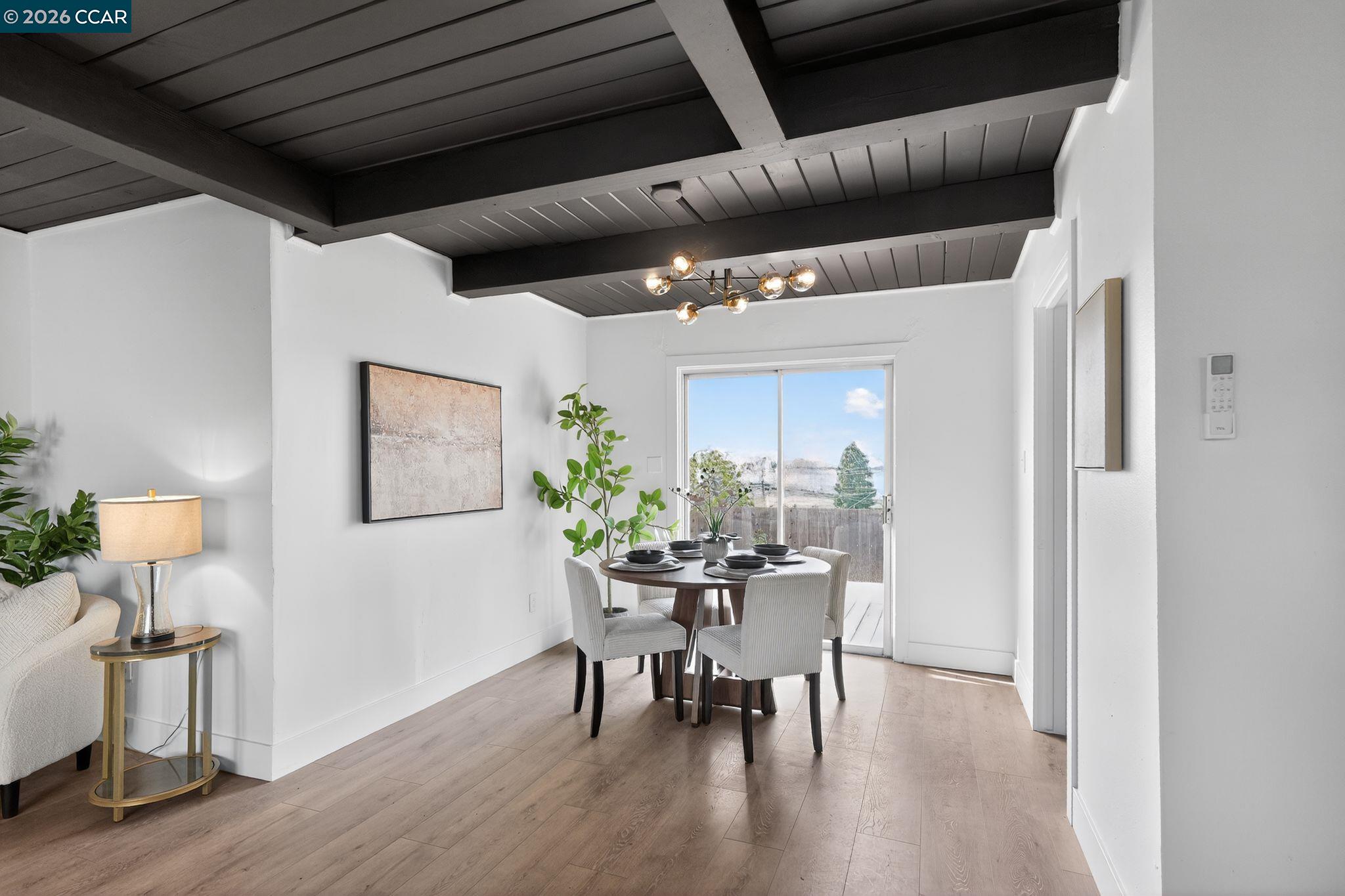 Detail Gallery Image 11 of 25 For 1838 Overhill Rd, Concord,  CA 94520 - 3 Beds | 1 Baths