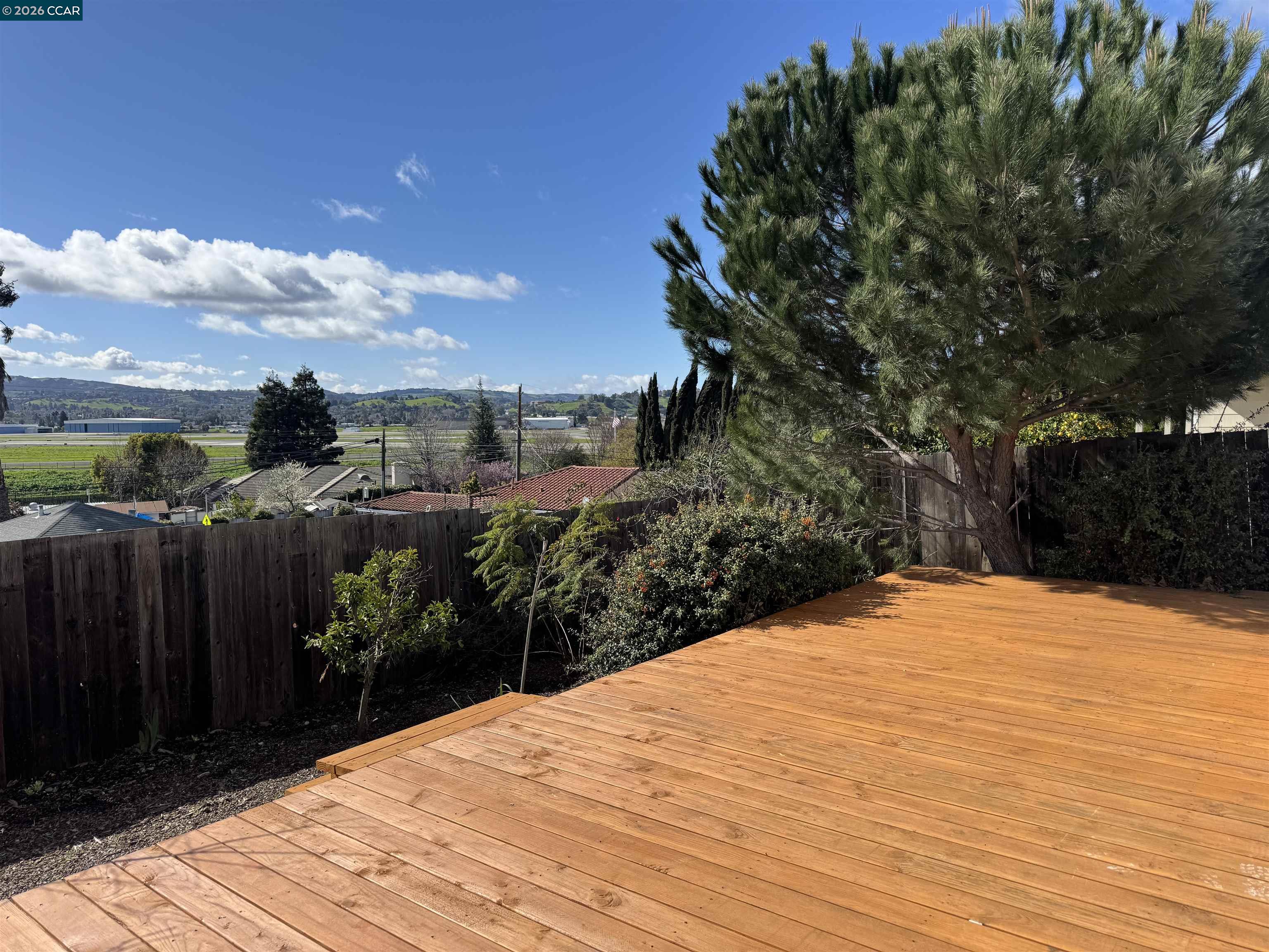 Detail Gallery Image 19 of 21 For 1838 Overhill Rd, Concord,  CA 94520 - 3 Beds | 1 Baths