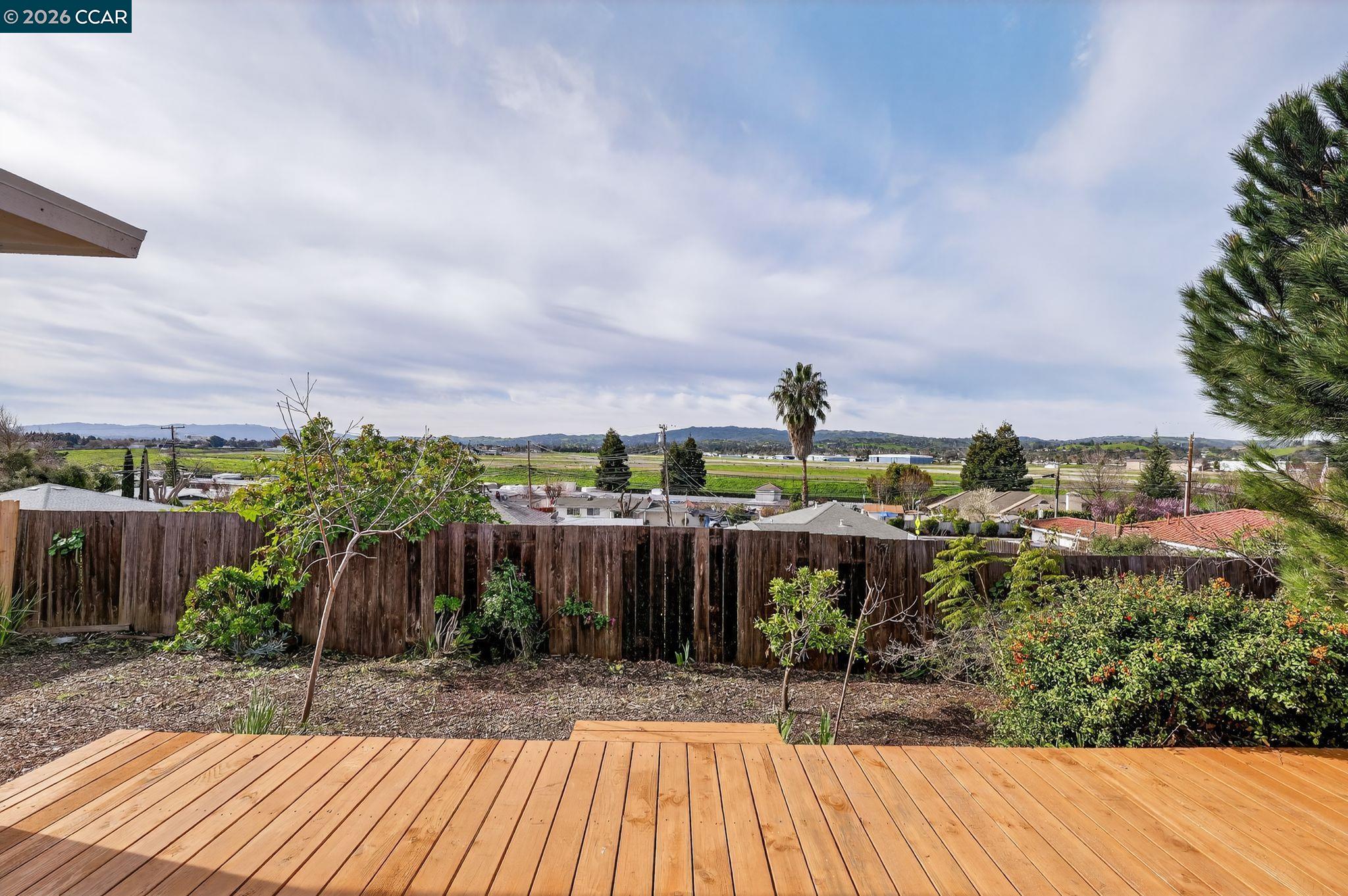 Detail Gallery Image 25 of 25 For 1838 Overhill Rd, Concord,  CA 94520 - 3 Beds | 1 Baths