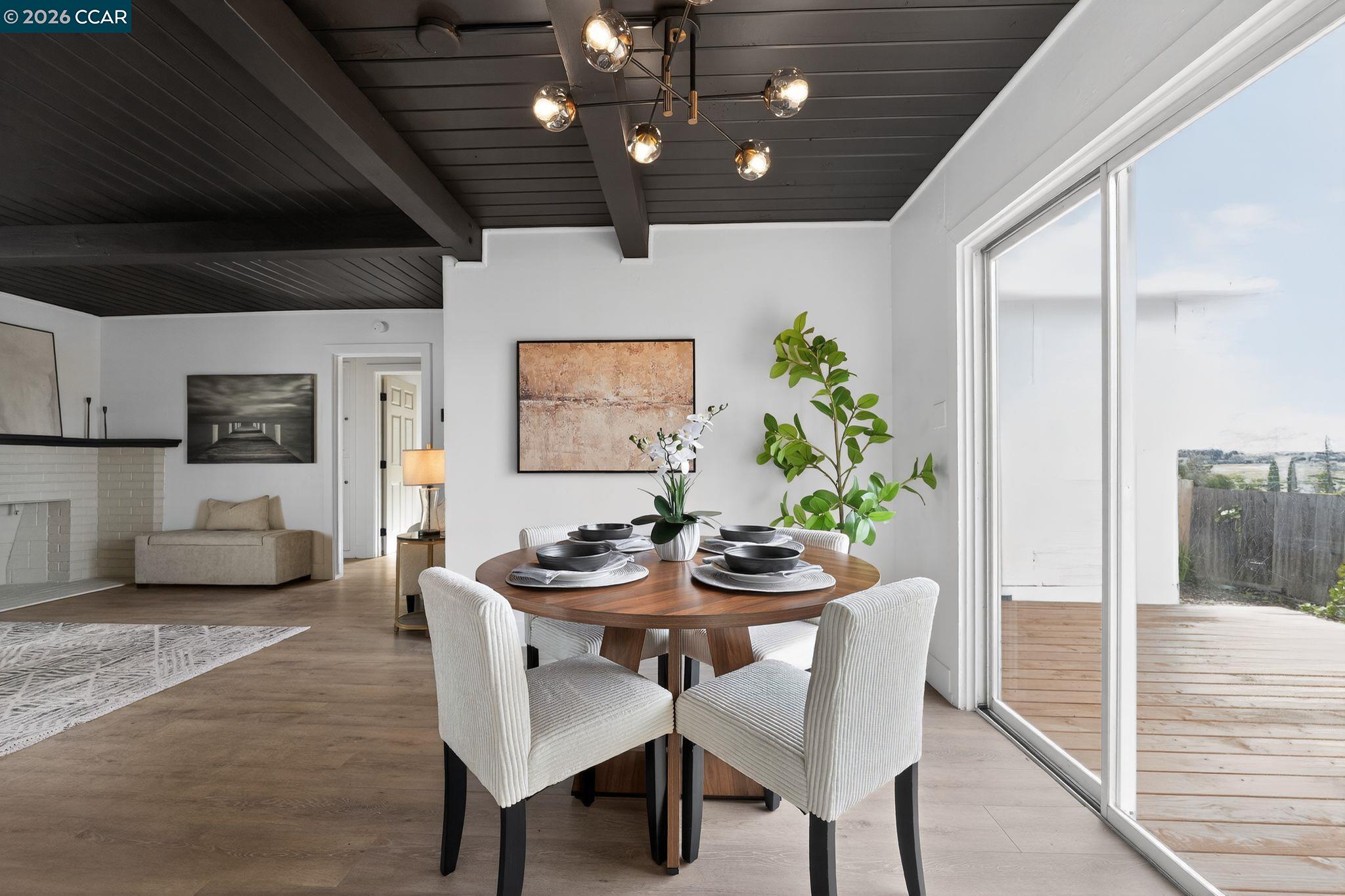 Detail Gallery Image 10 of 25 For 1838 Overhill Rd, Concord,  CA 94520 - 3 Beds | 1 Baths