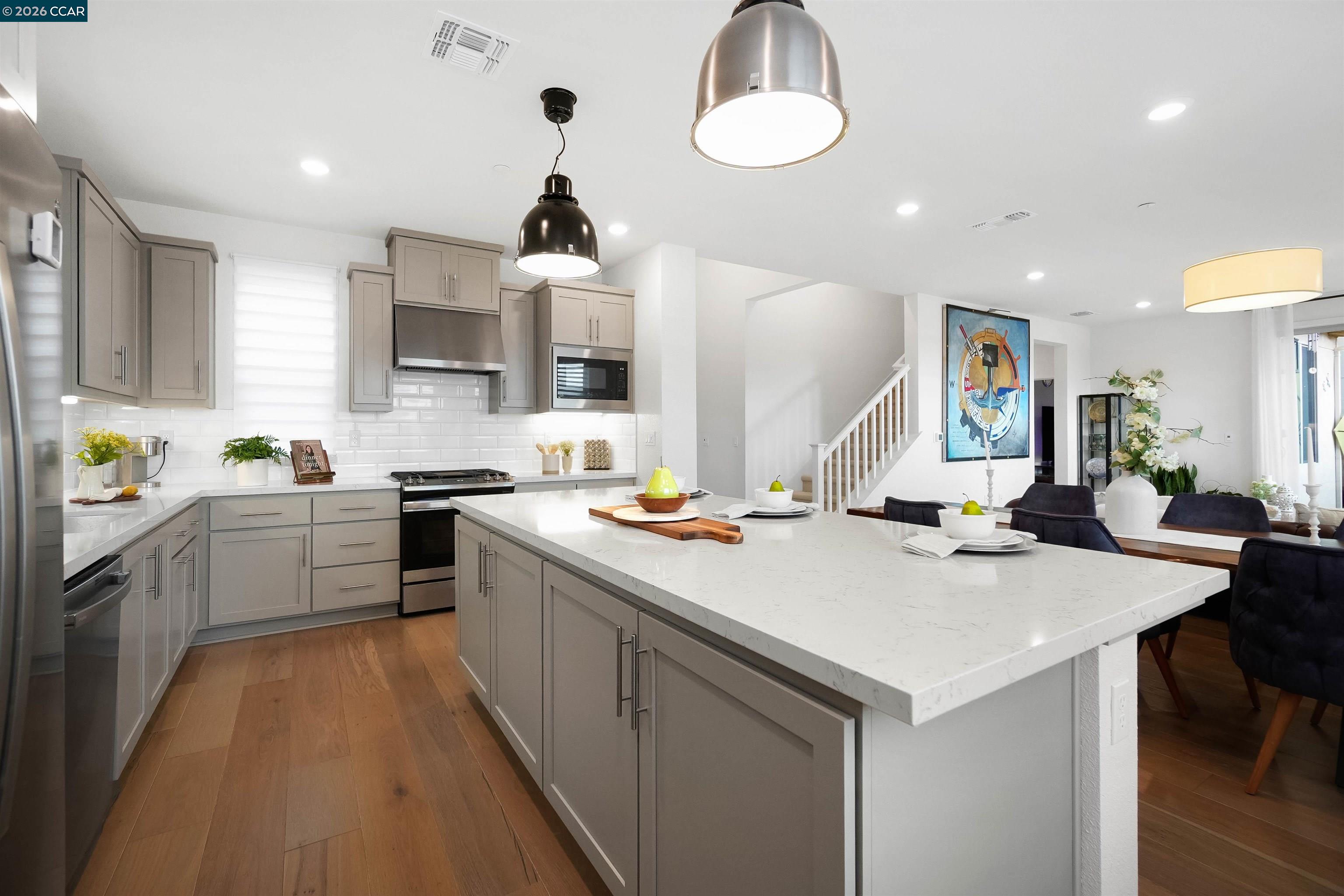 Detail Gallery Image 15 of 60 For 5860 Silhouette Ct, Dublin,  CA 94568 - 5 Beds | 4 Baths